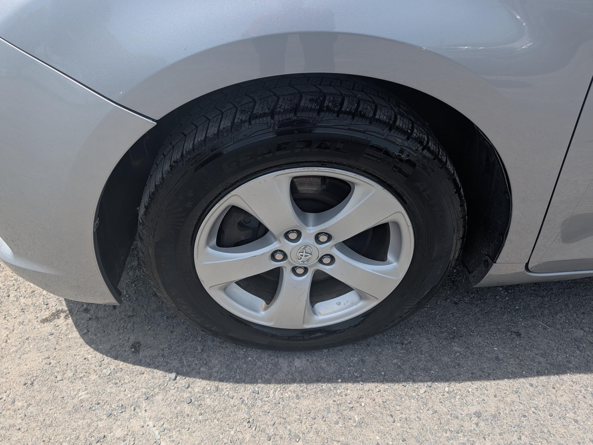 Toyota Sienna LE 8-Passenger 2017