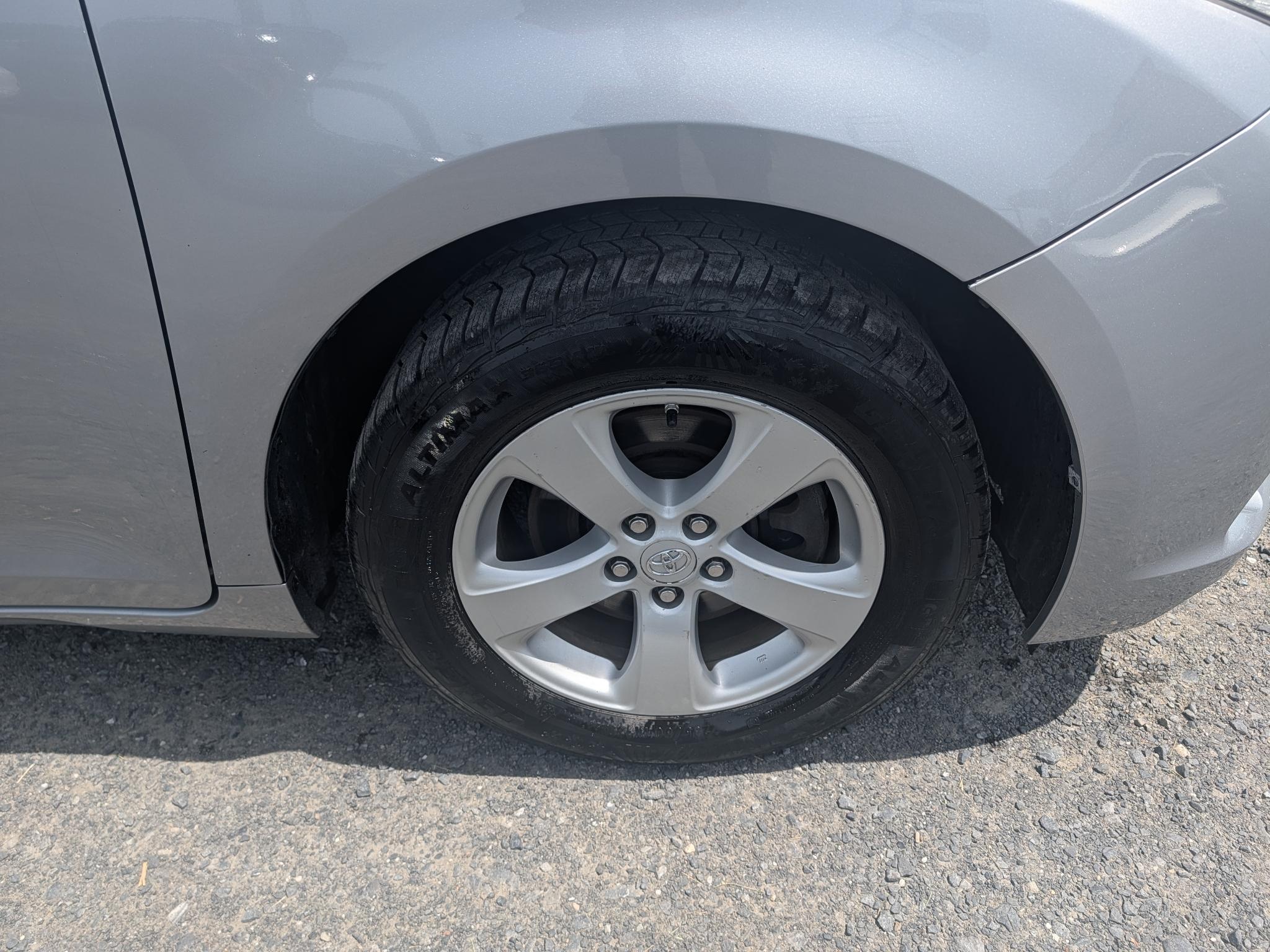 Toyota Sienna LE 8-Passenger 2017