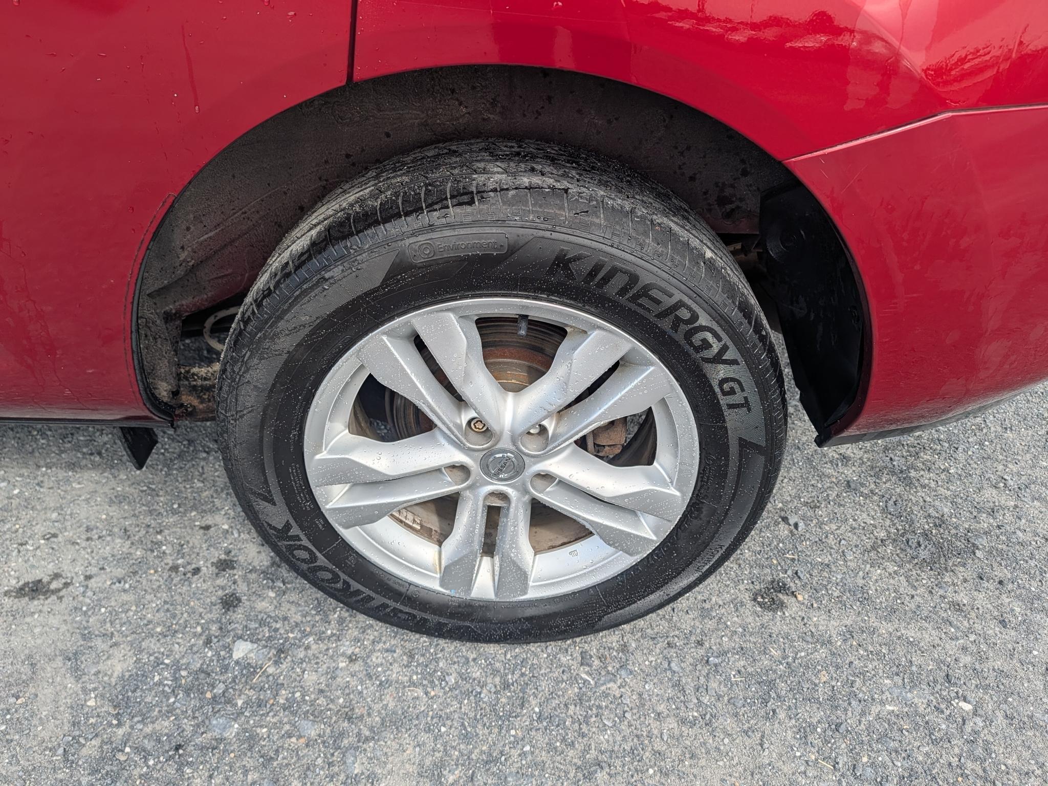 Nissan Rogue S AWD 2013