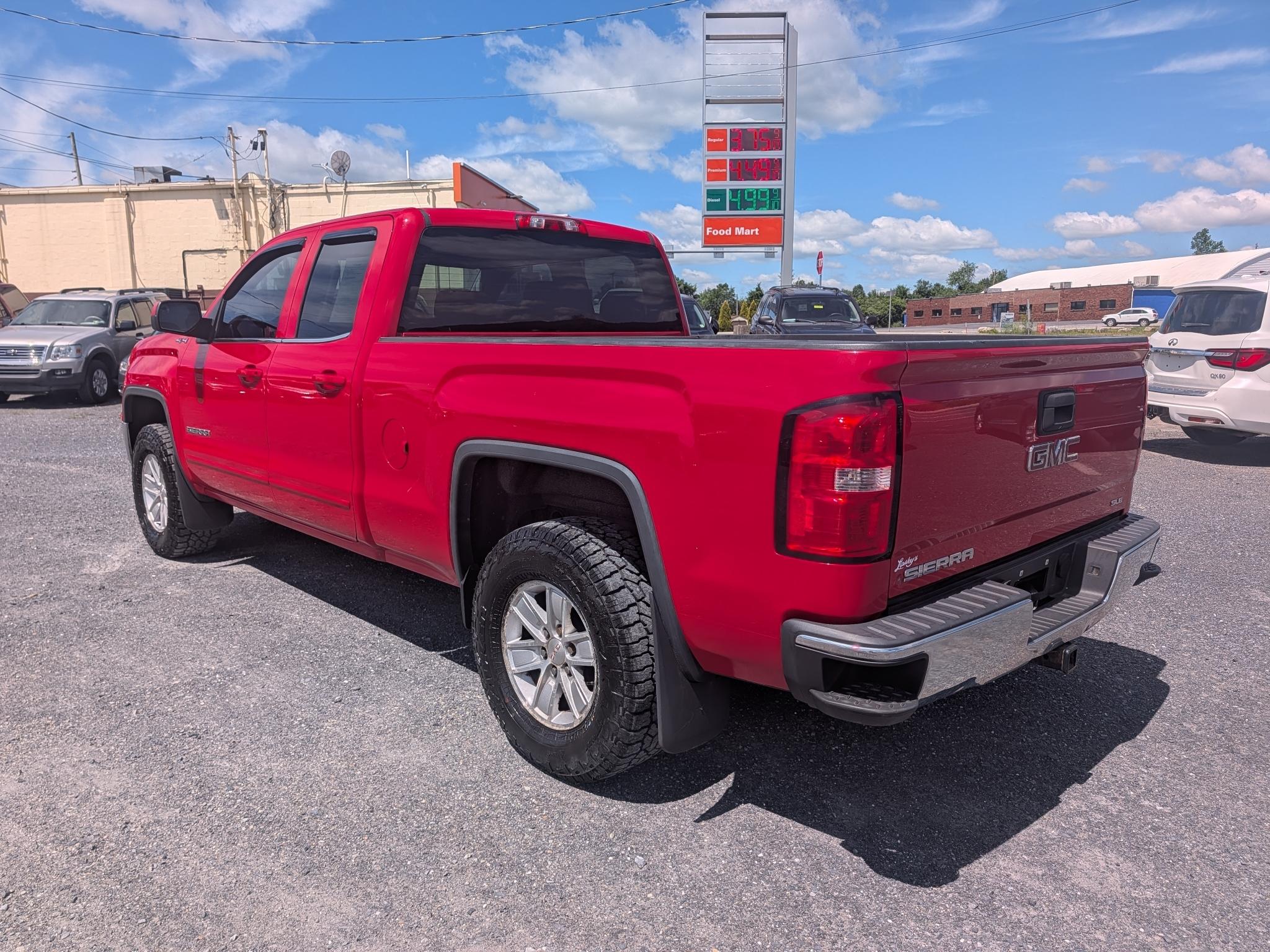 GMC Sierra 1500 SLE Double Cab 4WD 2015