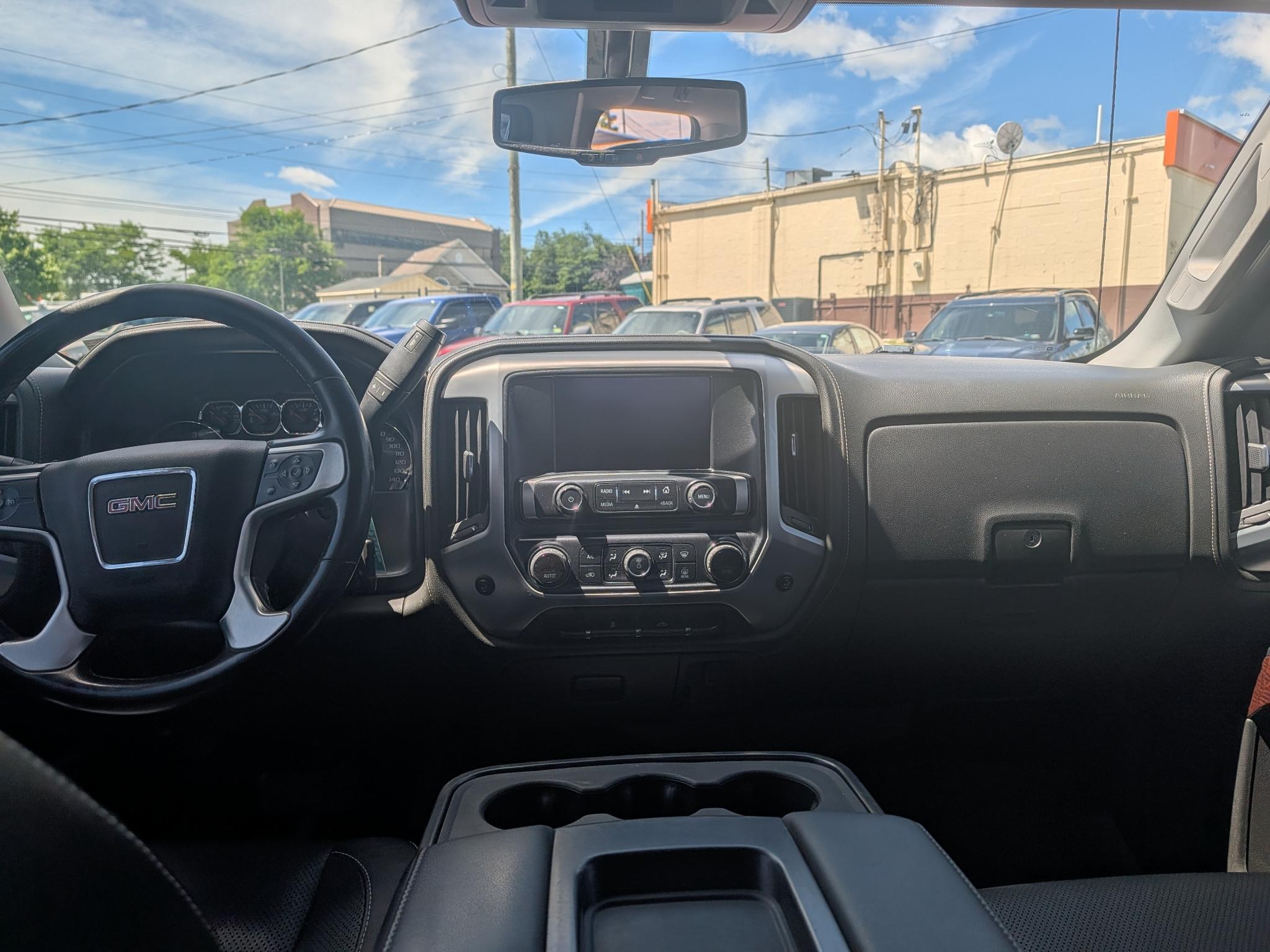 GMC Sierra 1500 SLE Double Cab 4WD 2015