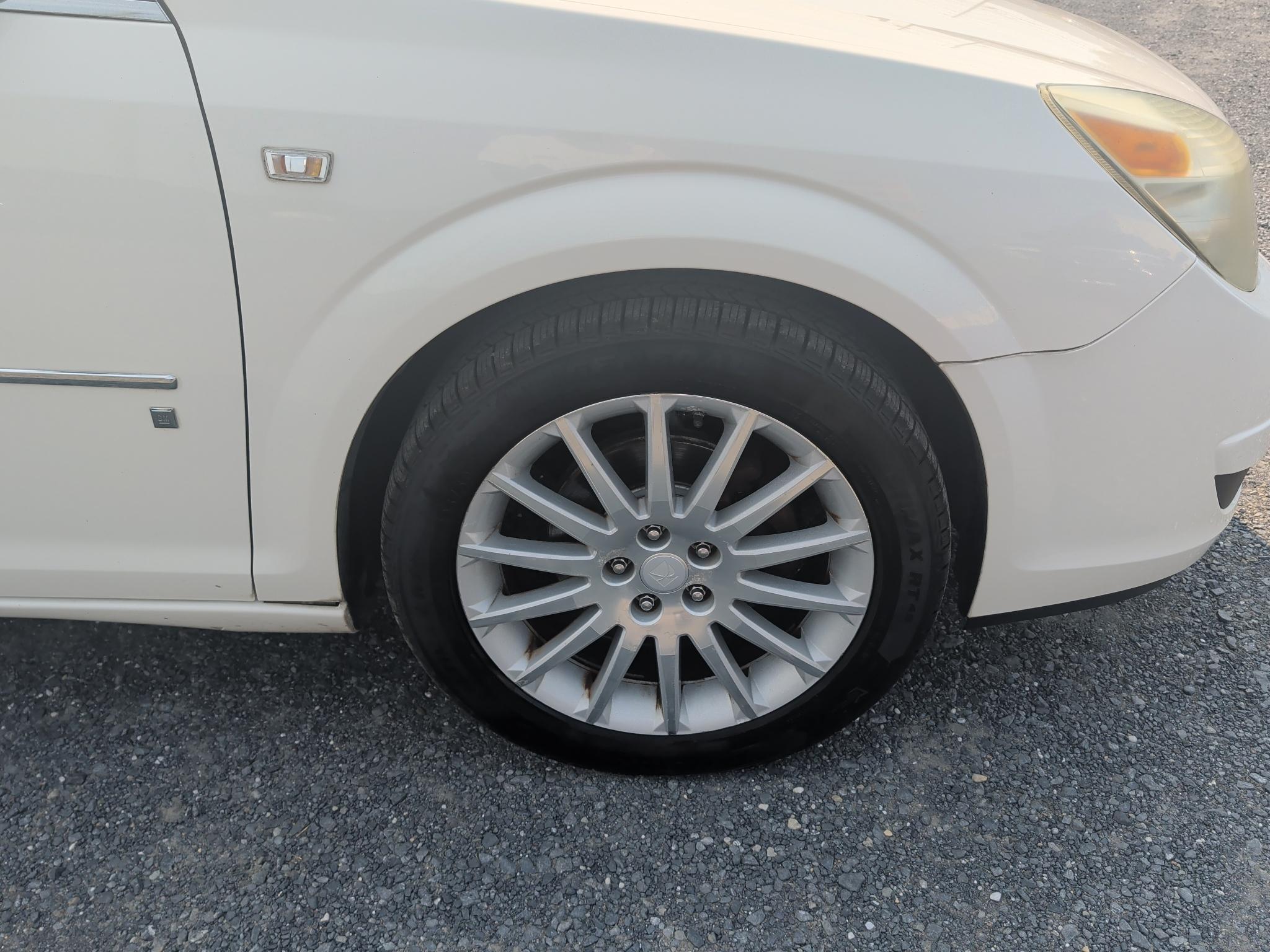 Saturn Aura XR 2007