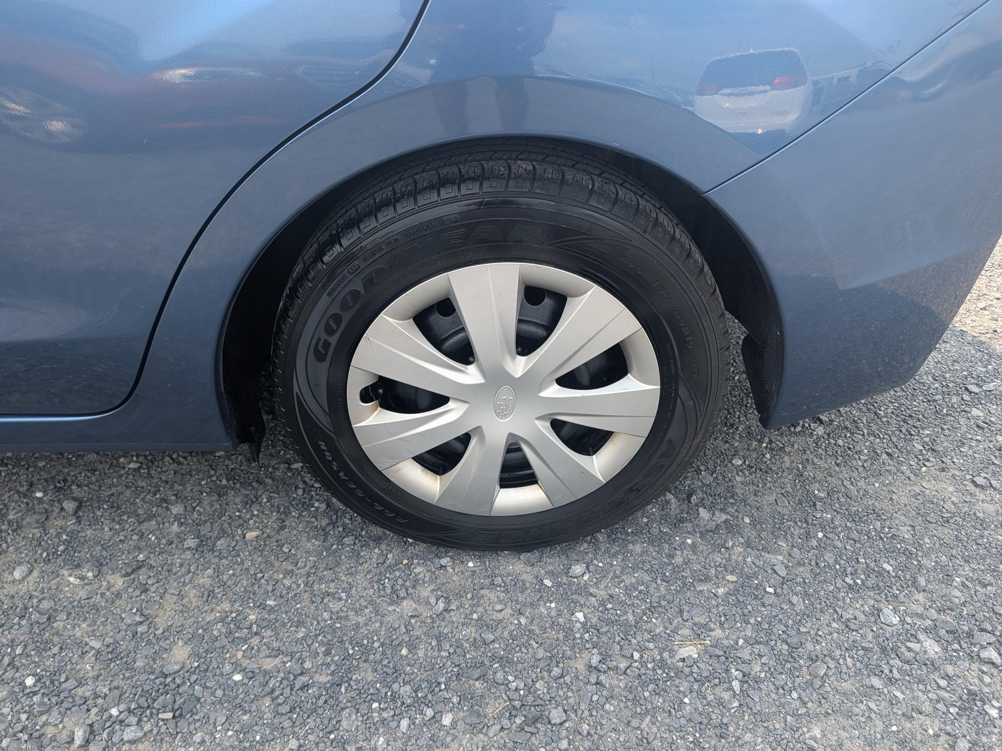 Subaru Impreza 2.0i PZEV CVT 5-Door 2015