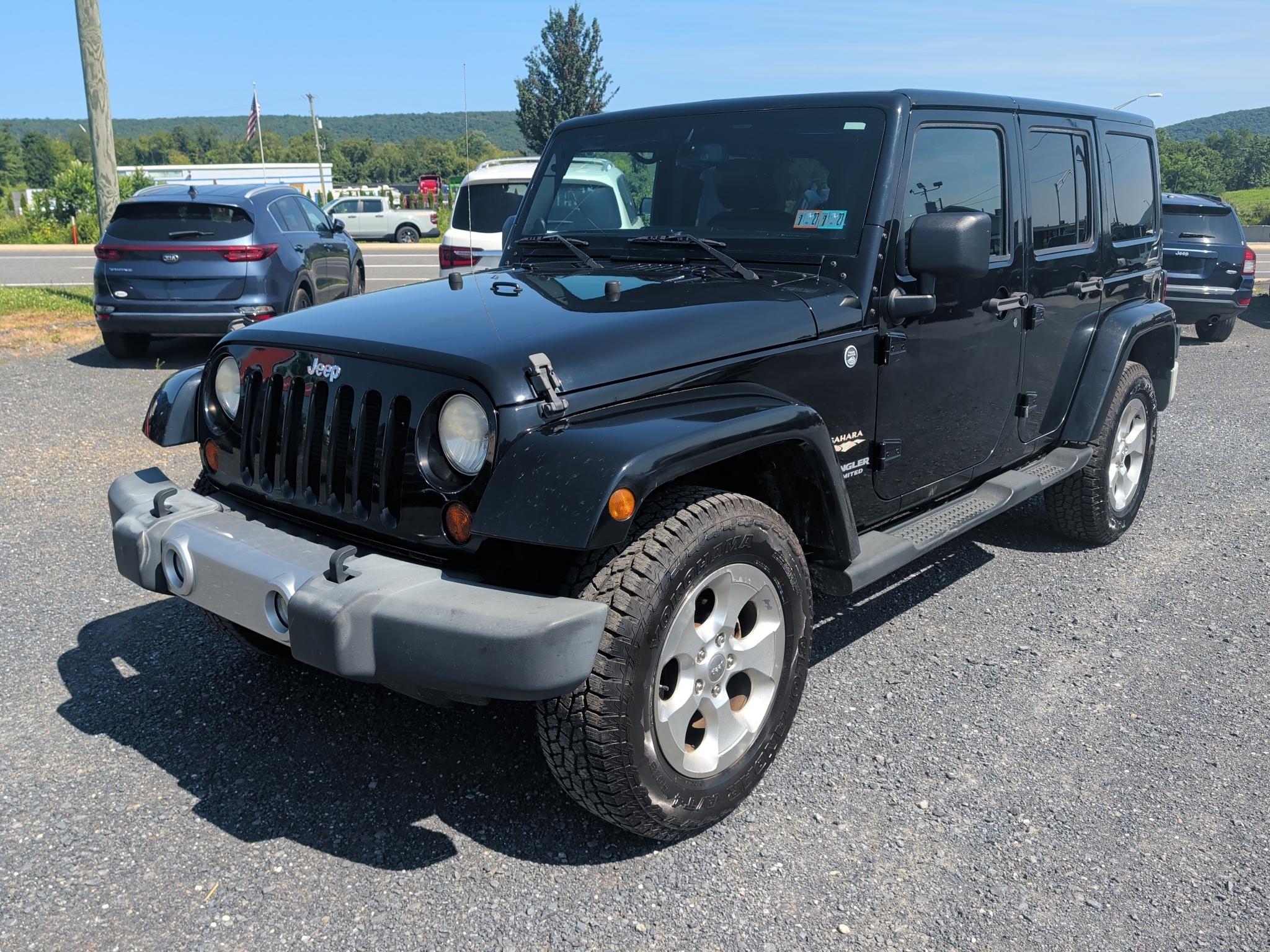 2013 Jeep Wrangler Unlimited Sahara 4WD