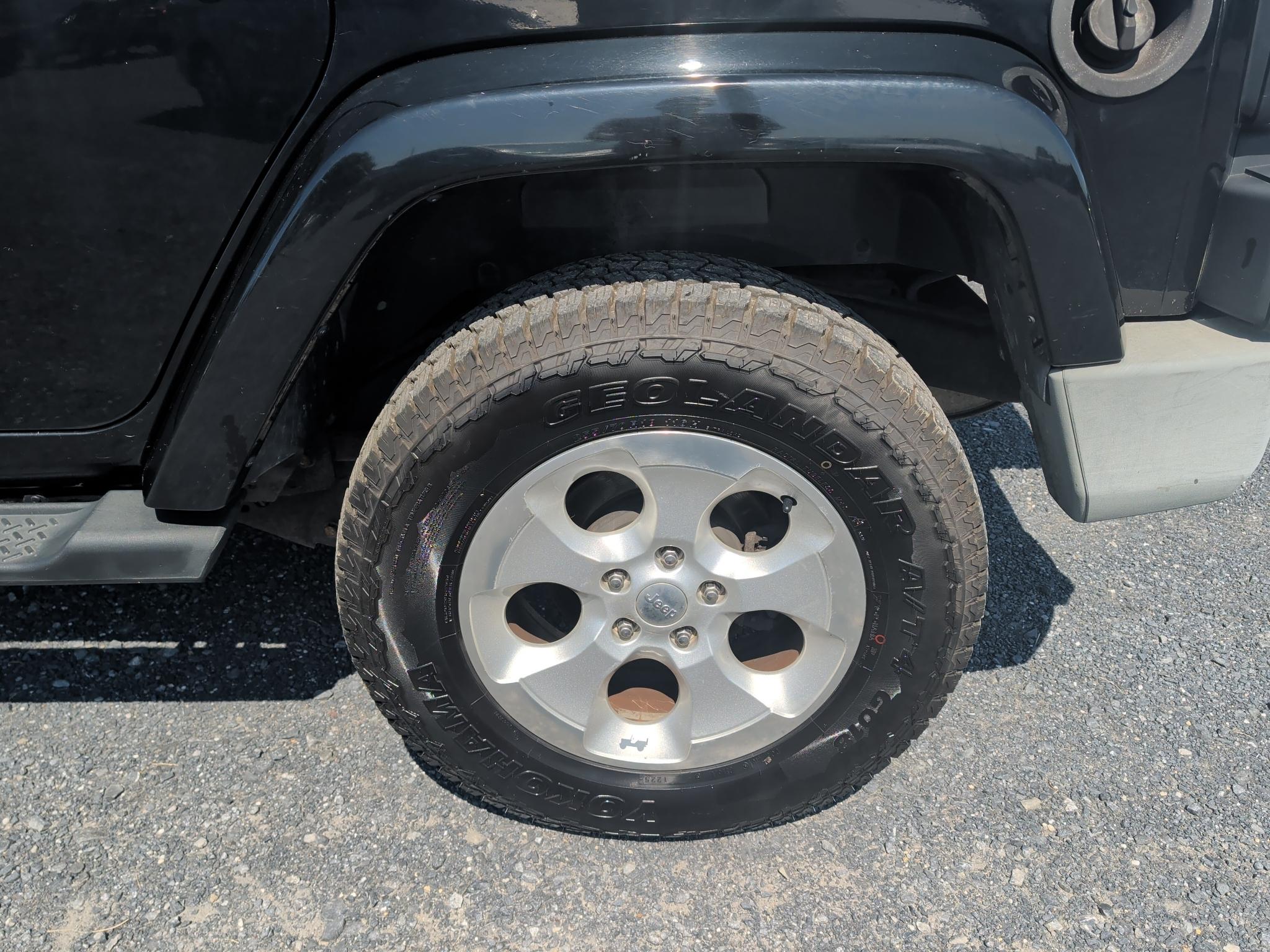 Jeep Wrangler Unlimited Sahara 4WD 2013