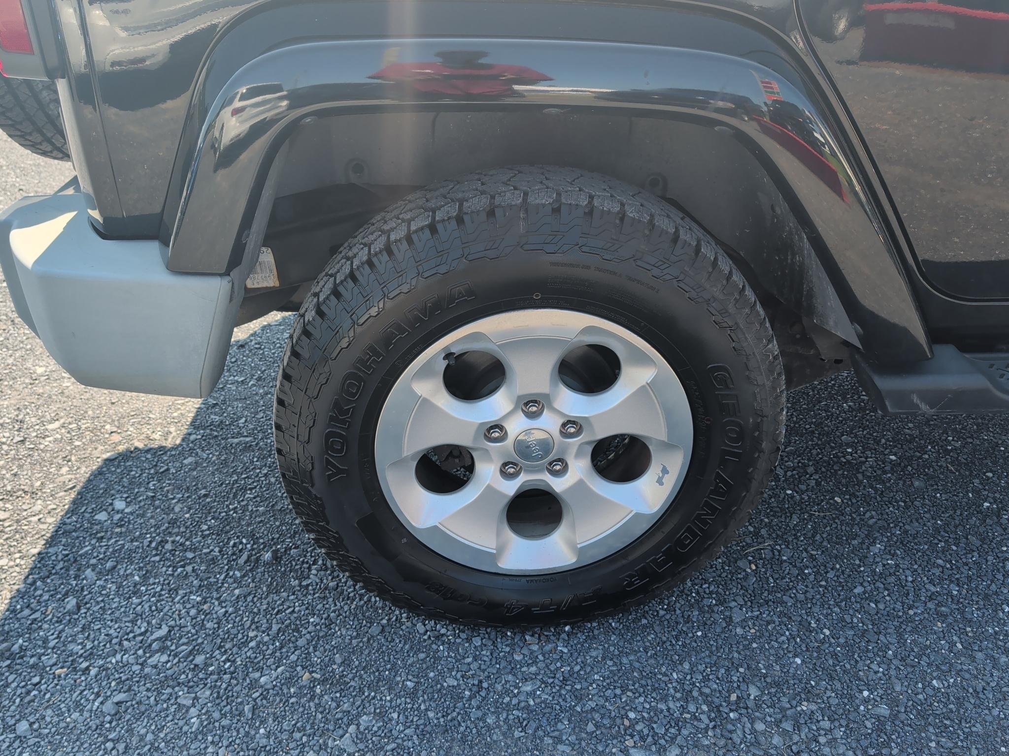 Jeep Wrangler Unlimited Sahara 4WD 2013