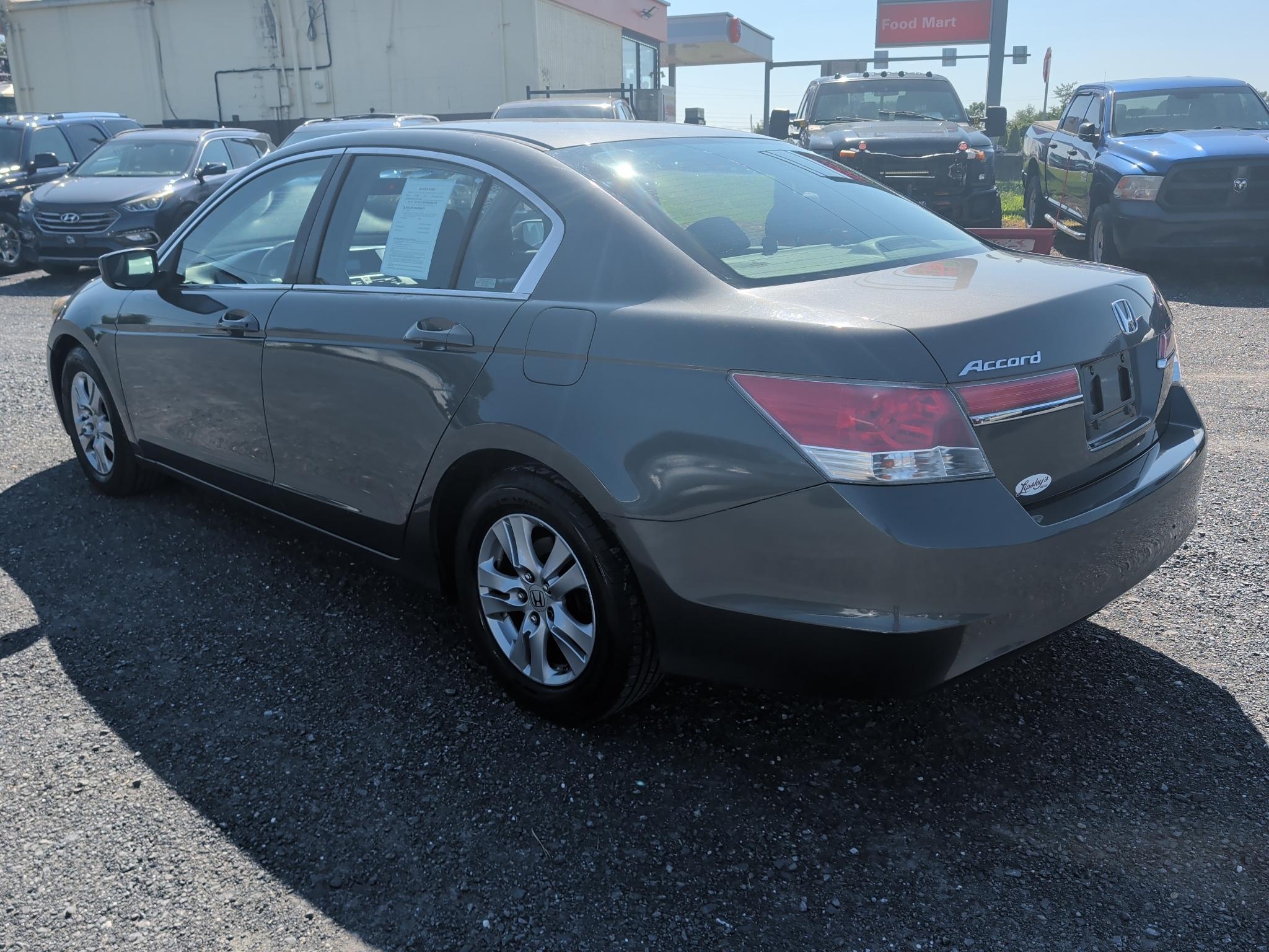 Honda Accord LX-P Sedan AT 2012