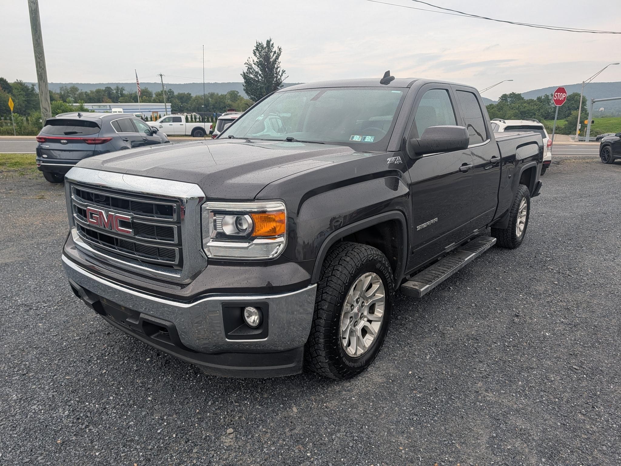 2015 GMC Sierra 1500 SLE Double Cab 4WD