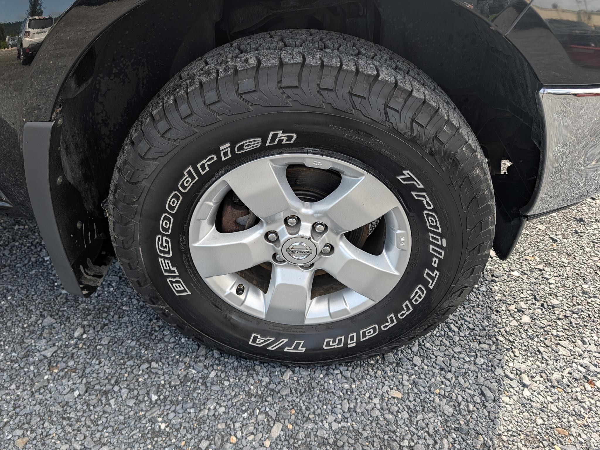 Nissan Frontier SV V6 King Cab 4WD 2011