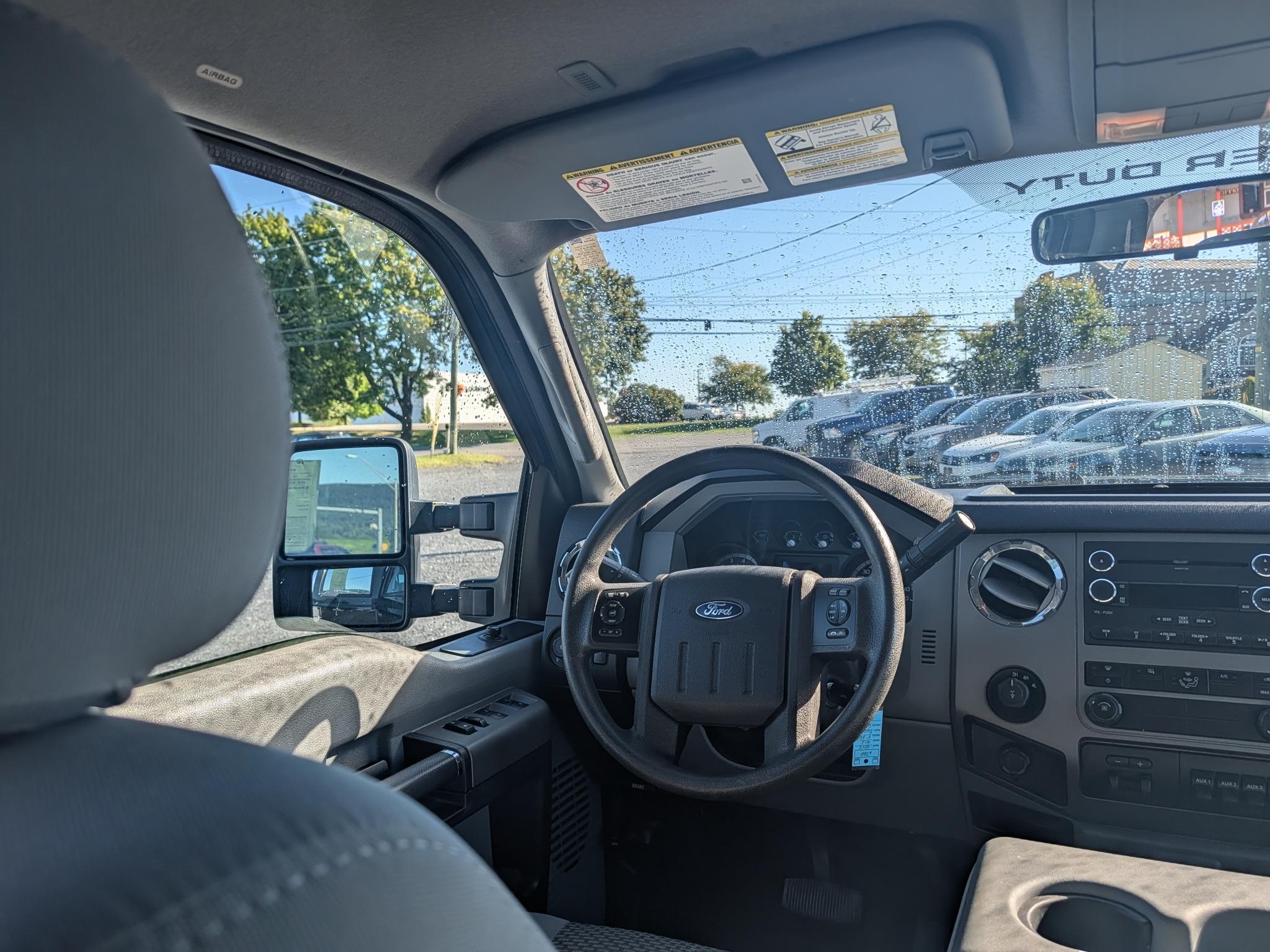 Ford F-250 SD XLT Crew Cab Long Bed 4WD 2012