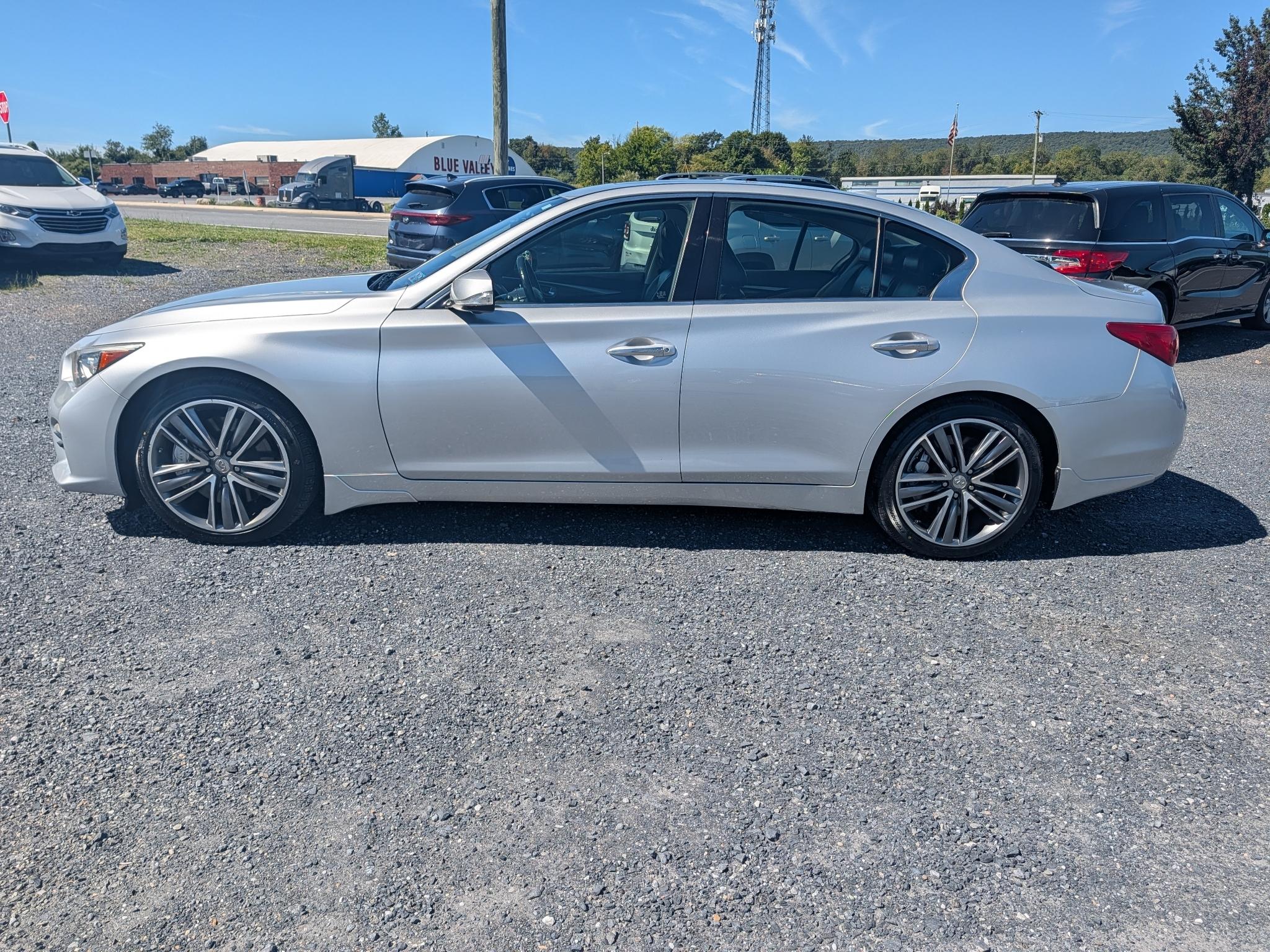 Infiniti Q50 Premium AWD 2014