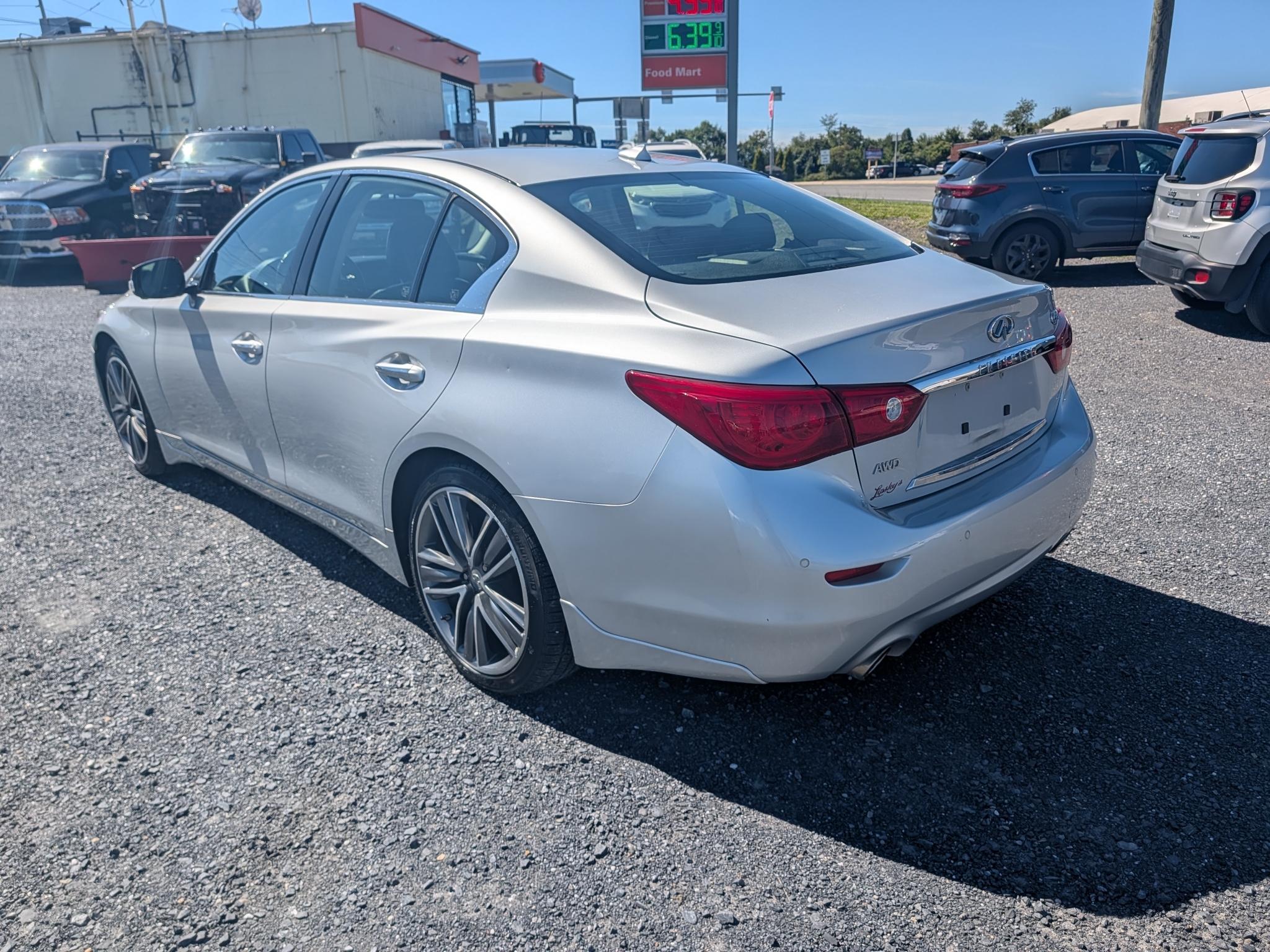 Infiniti Q50 Premium AWD 2014