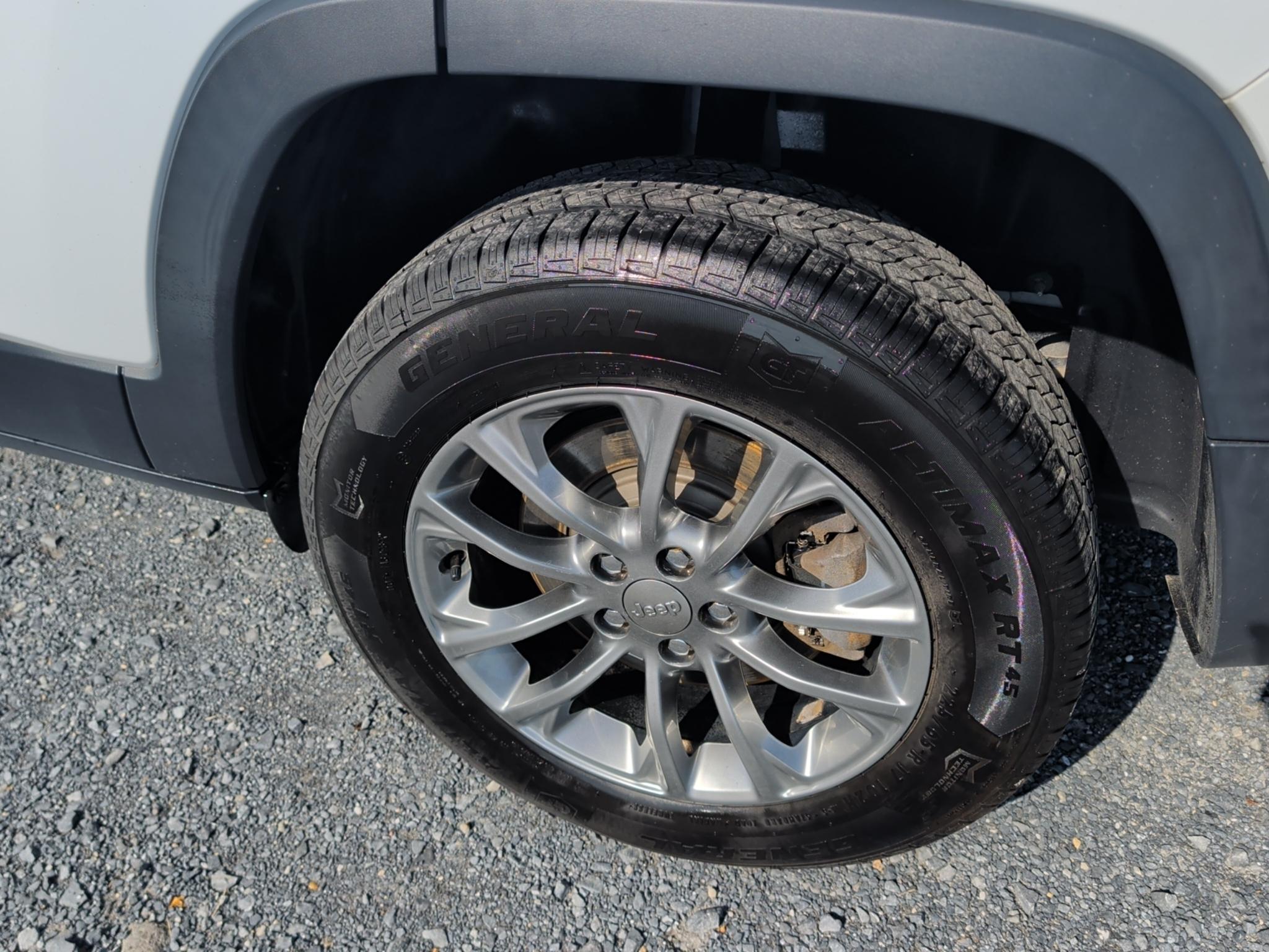 Jeep Cherokee Latitude Plus 4WD 2019