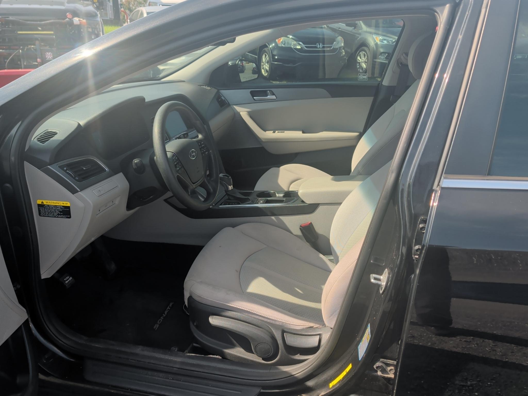 Hyundai Sonata SE 2016
