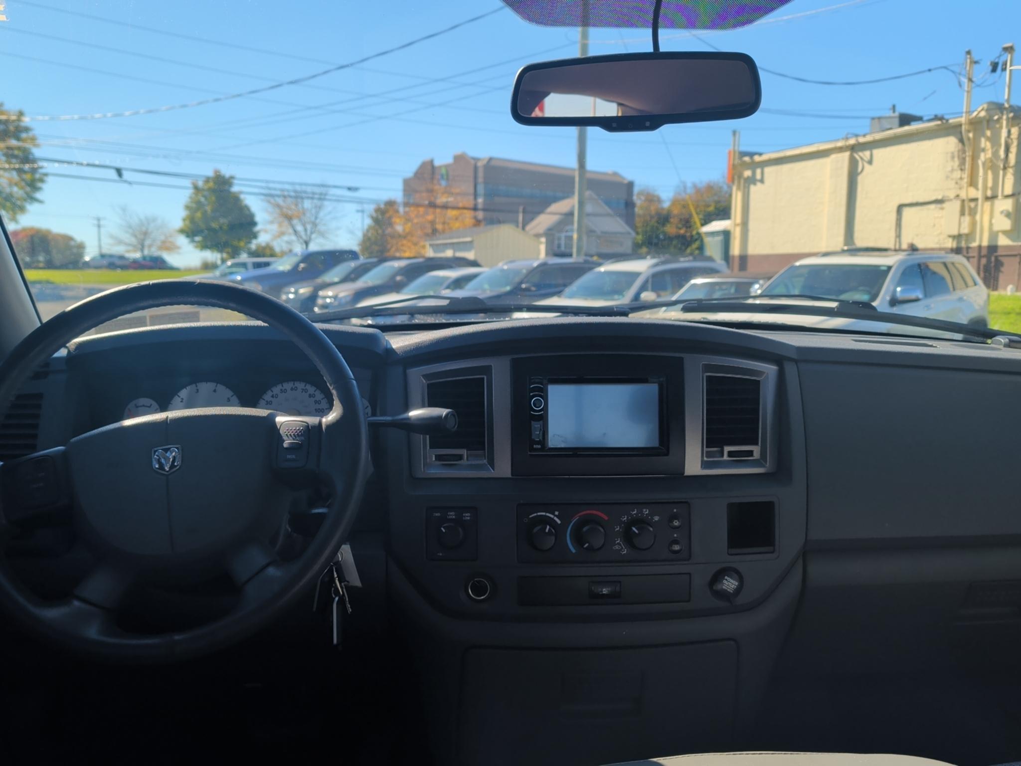 Dodge Ram 1500 ST Quad Cab 4WD 2007