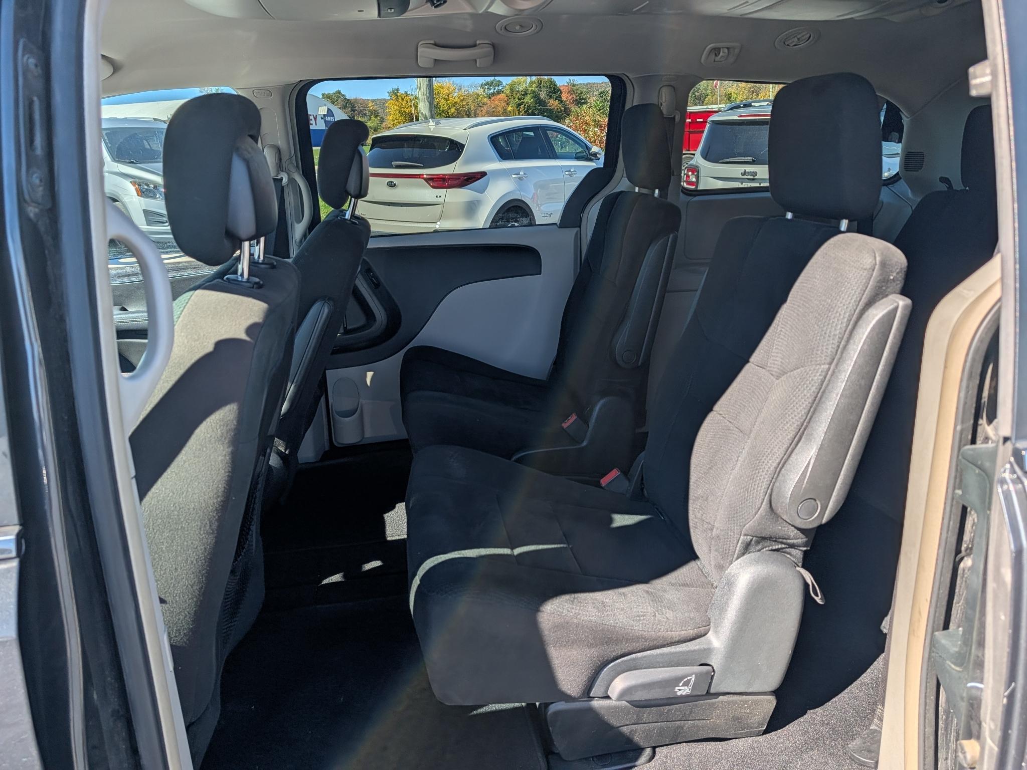 Chrysler Town & Country Touring 2011
