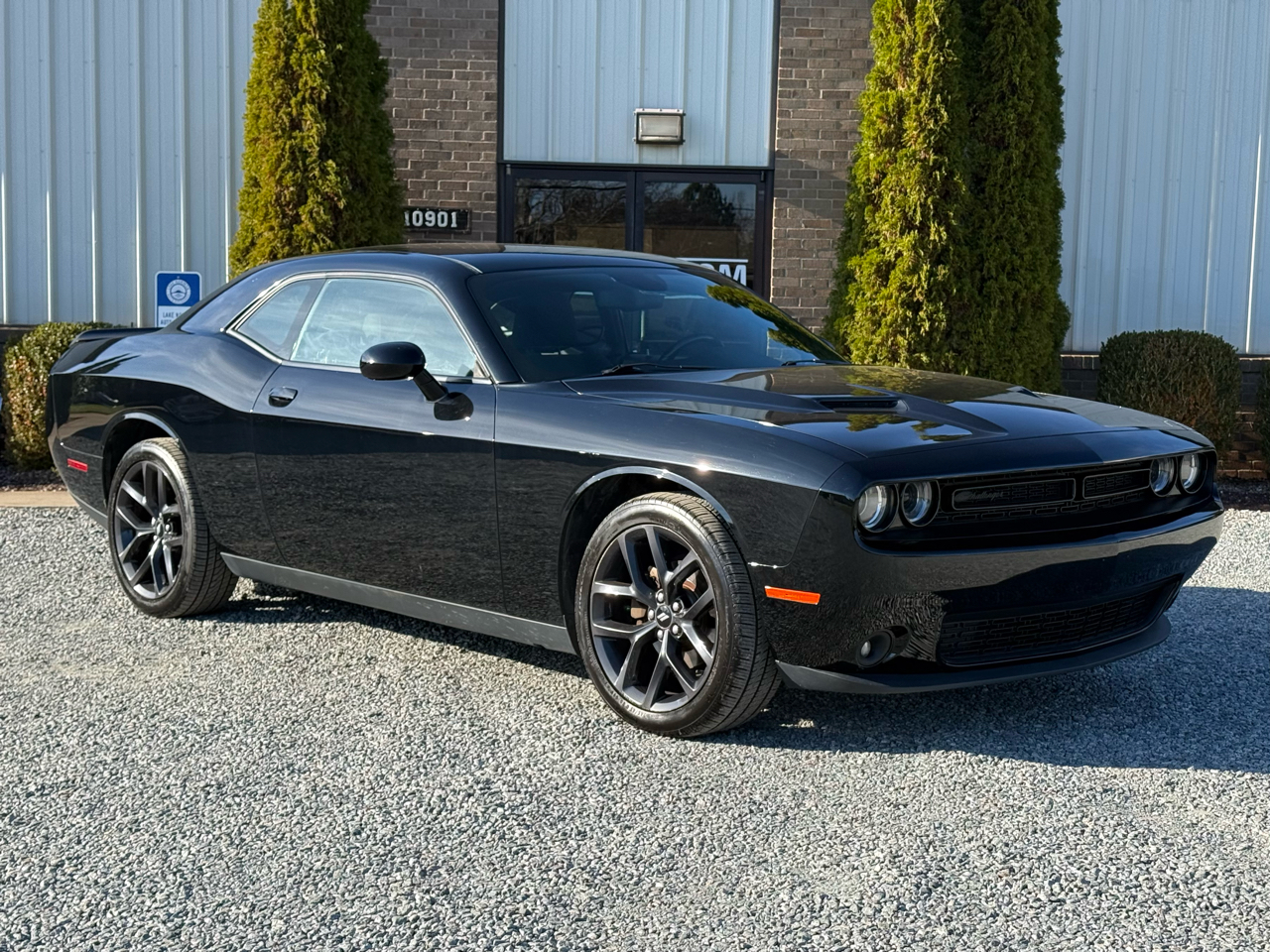 2019 Dodge Challenger SXT RWD