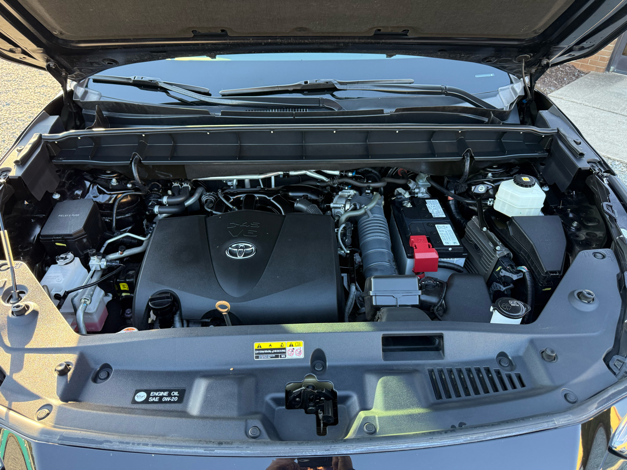 Toyota Highlander LE FWD (Natl) 2021