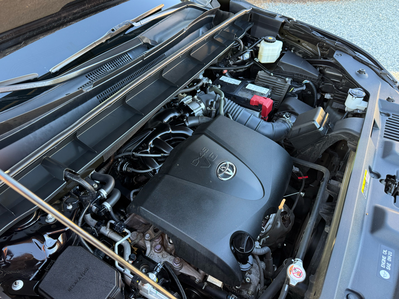 Toyota Highlander LE FWD (Natl) 2021