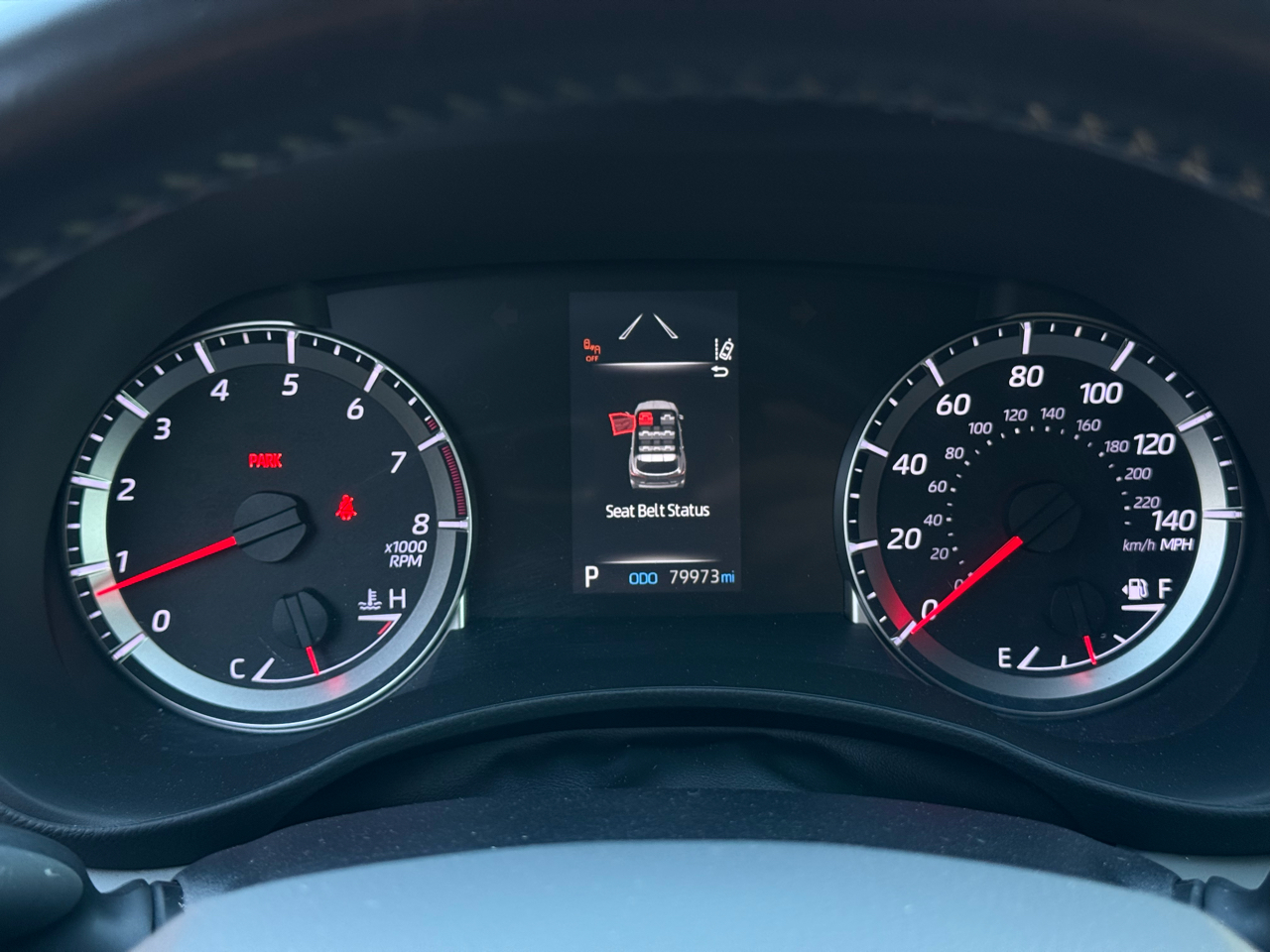 Toyota Highlander LE FWD (Natl) 2021