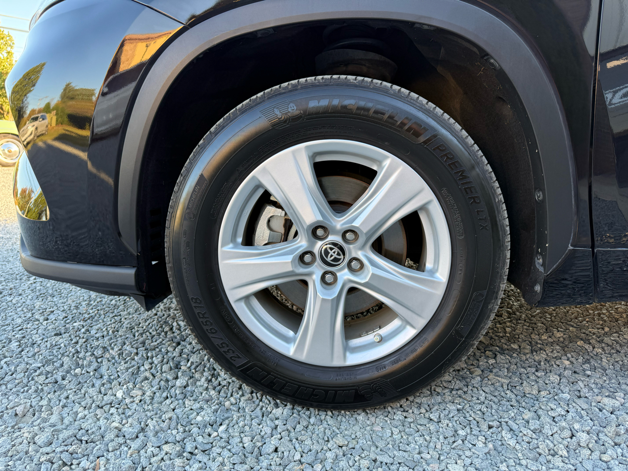Toyota Highlander LE FWD (Natl) 2021