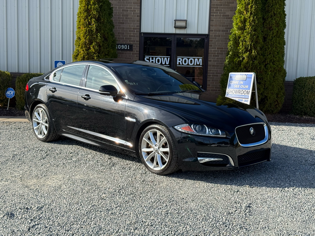 2012 Jaguar XF 4dr Sdn Portfolio