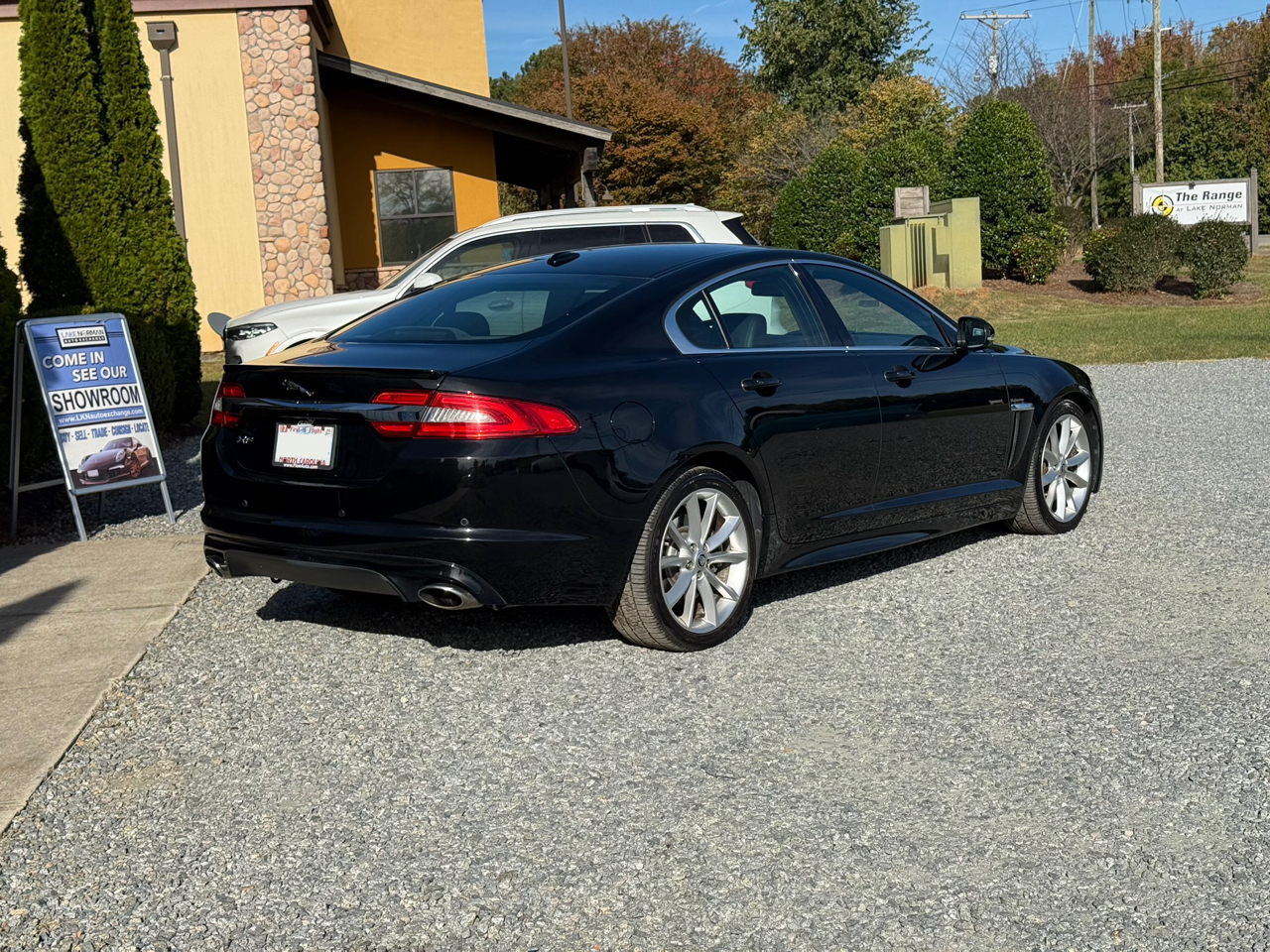 Jaguar XF 4dr Sdn Portfolio 2012