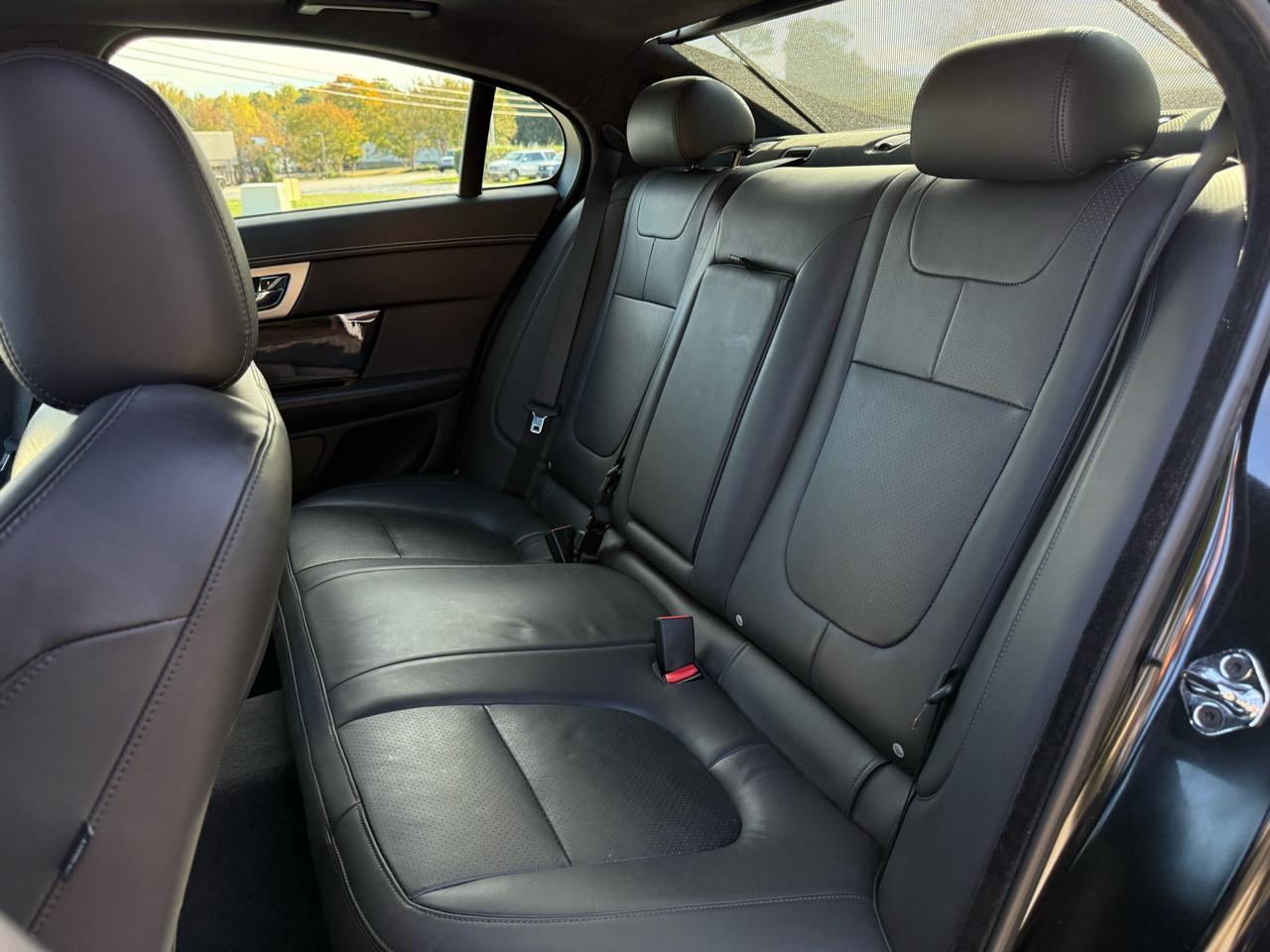 Jaguar XF 4dr Sdn Portfolio 2012