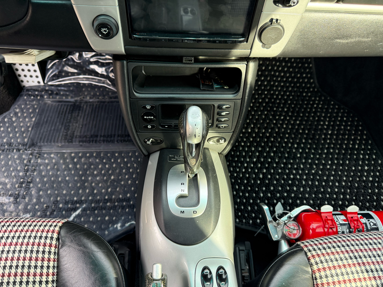 Porsche 911 Carrera 2dr Carrera Turbo Tiptronic 2001