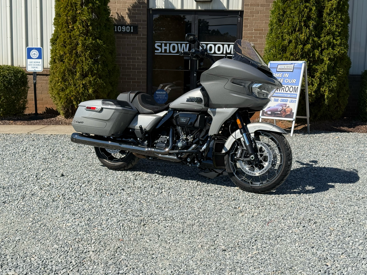 2023 Harley-Davidson CVO Road Glide 