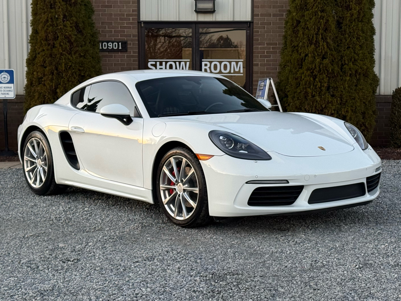 2019 Porsche 718 Cayman 