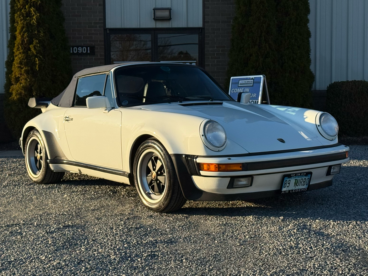 1989 Porsche 911 Carrera 2dr Carbriolet Turbo