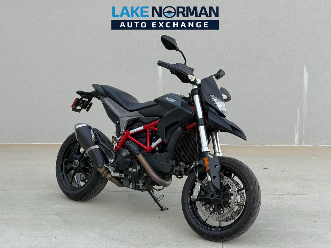 2015 Ducati Hypermotard 821