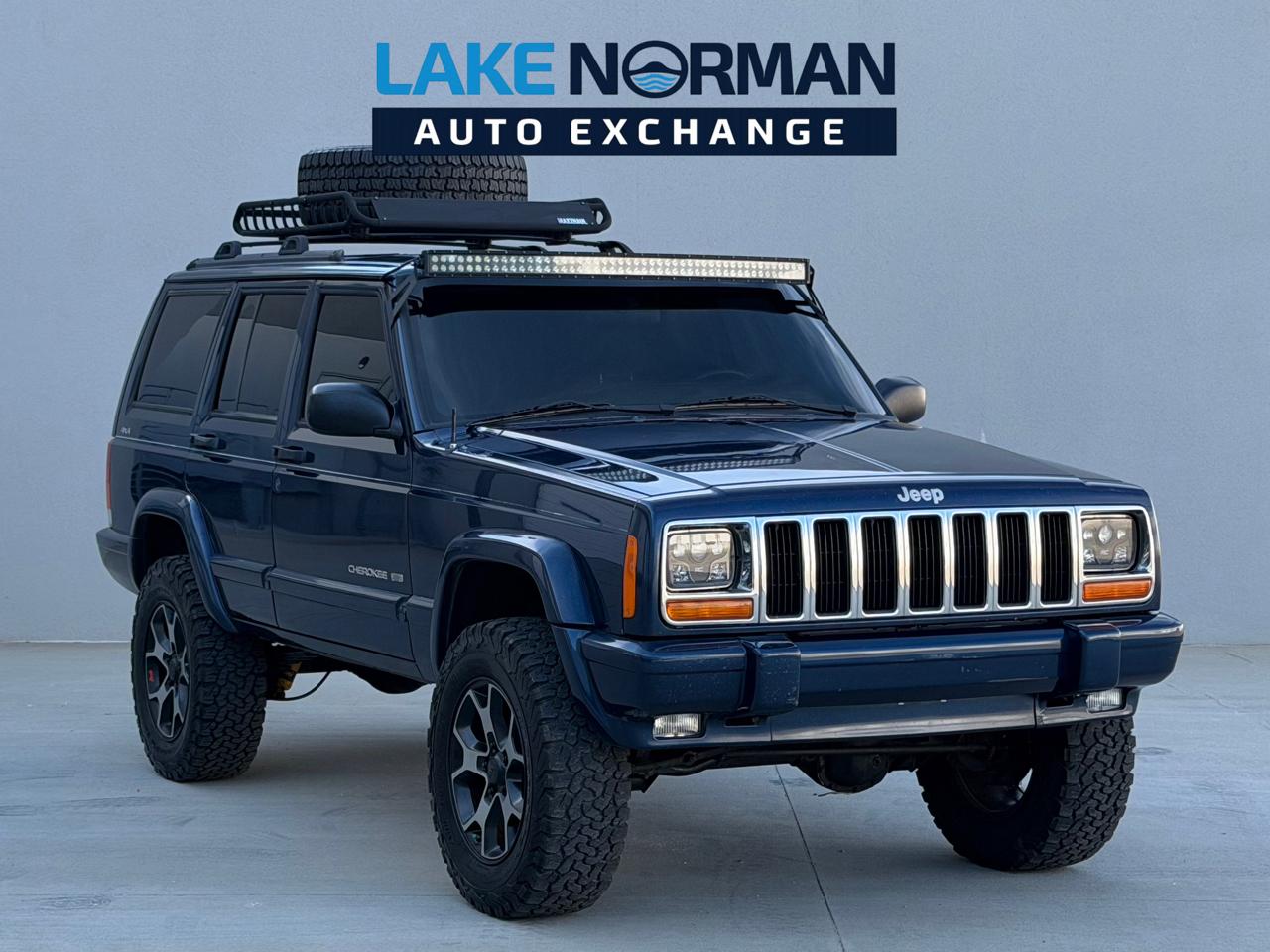 2000 Jeep Cherokee CLASSIC 4WD's photo