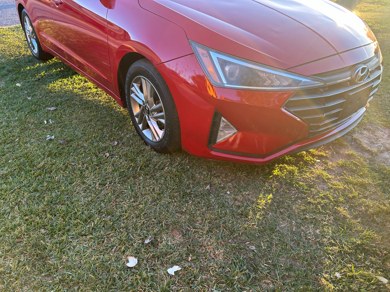 2019 Hyundai Elantra SEL 2.0L Auto