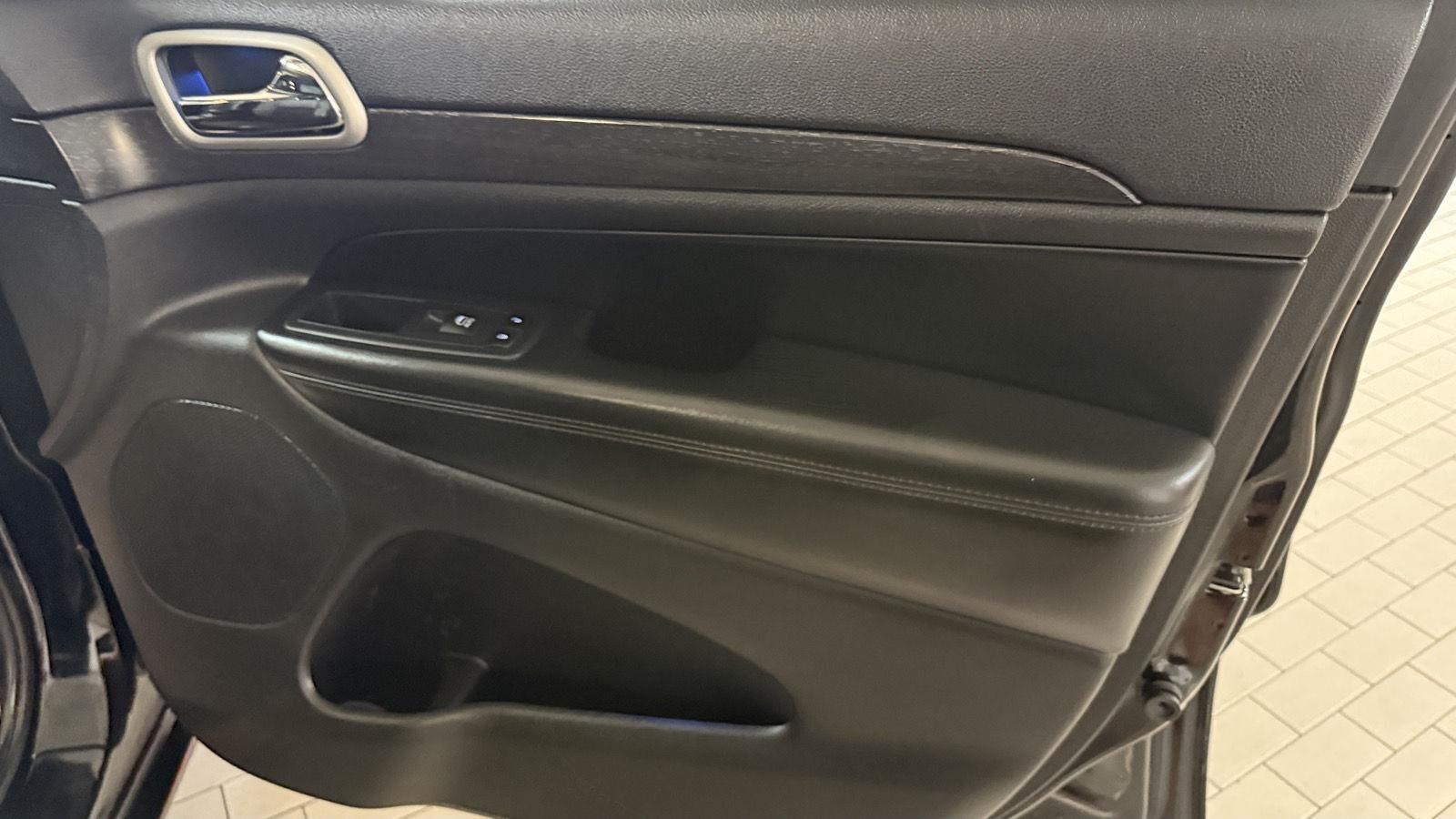 Jeep Grand Cherokee  2018