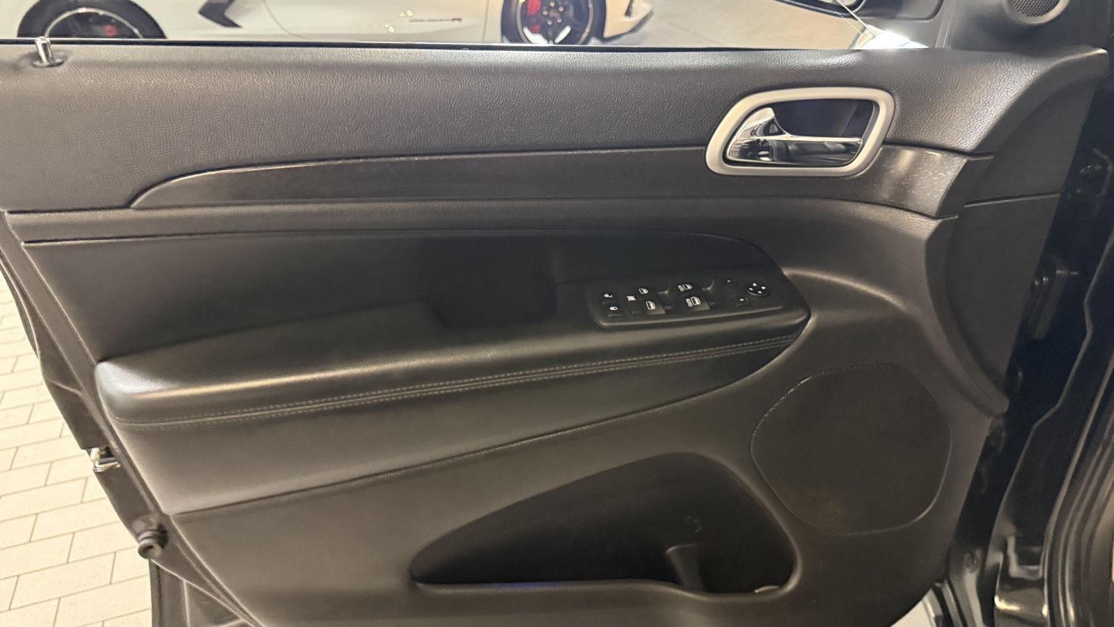 Jeep Grand Cherokee  2018