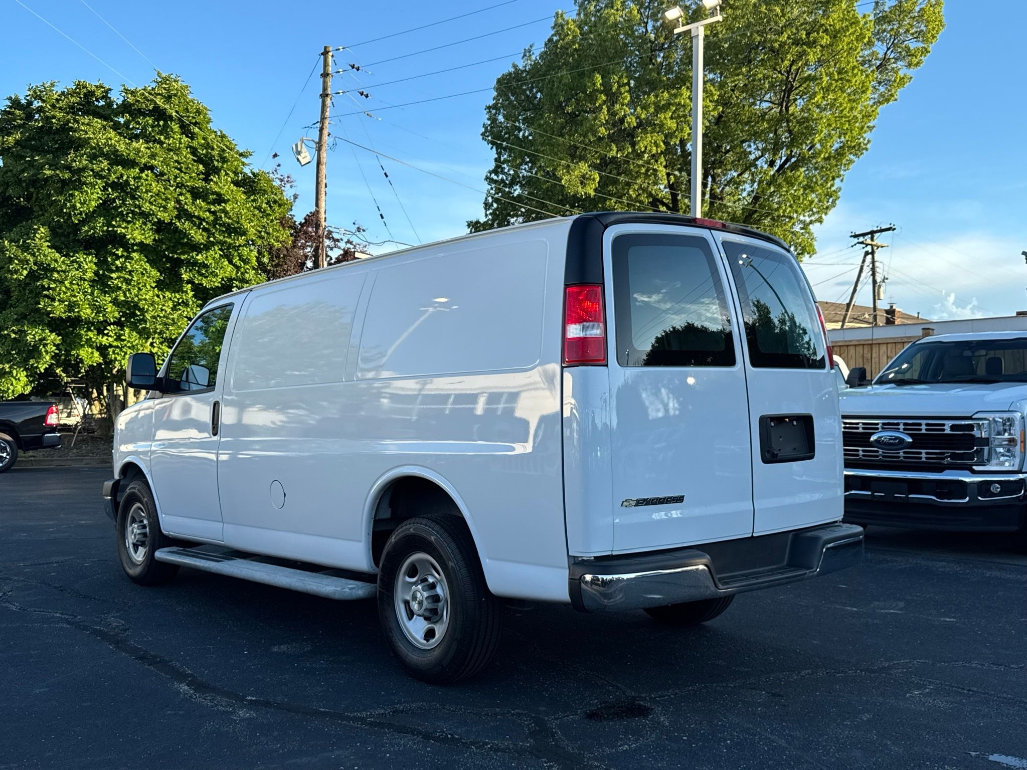 Chevrolet Express  2023