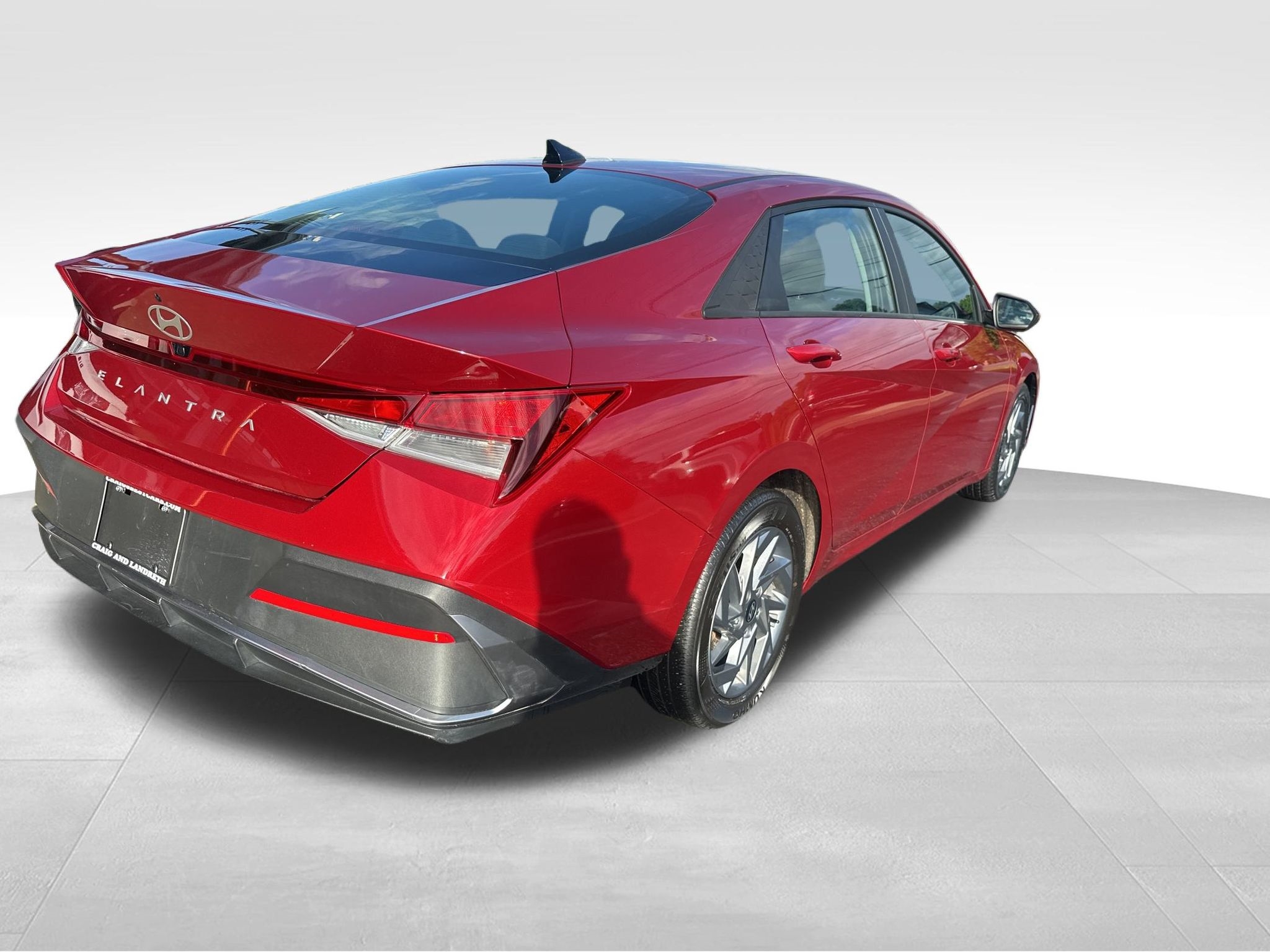 Hyundai Elantra  2024 Hyundai Elantra  2024