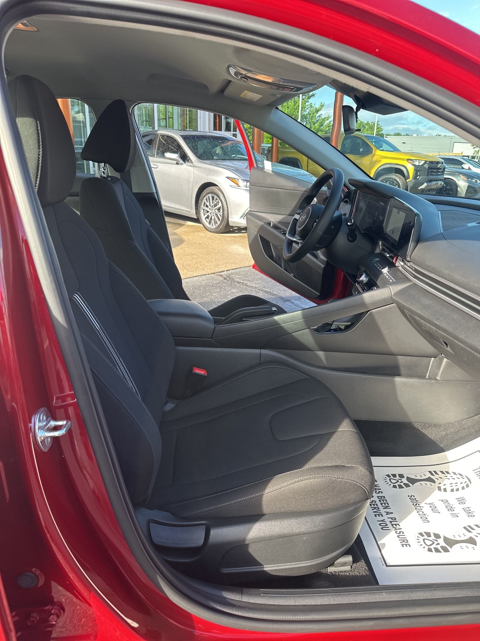 Hyundai Elantra  2024 Hyundai Elantra  2024