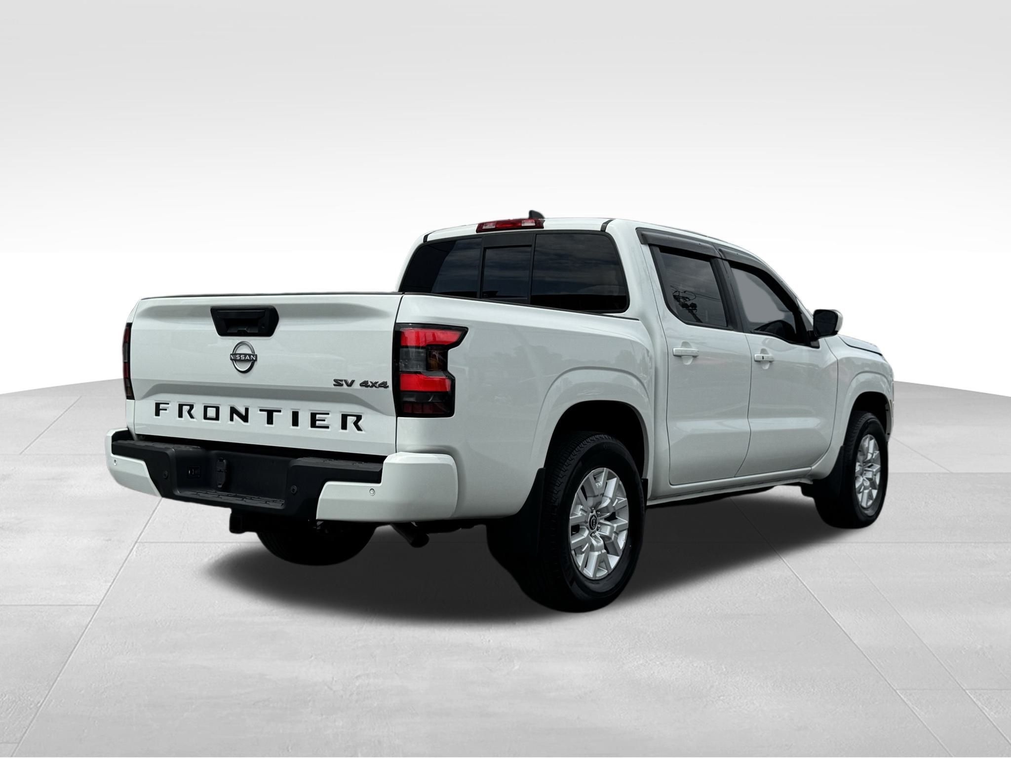 2022 Nissan Frontier SV photo 4