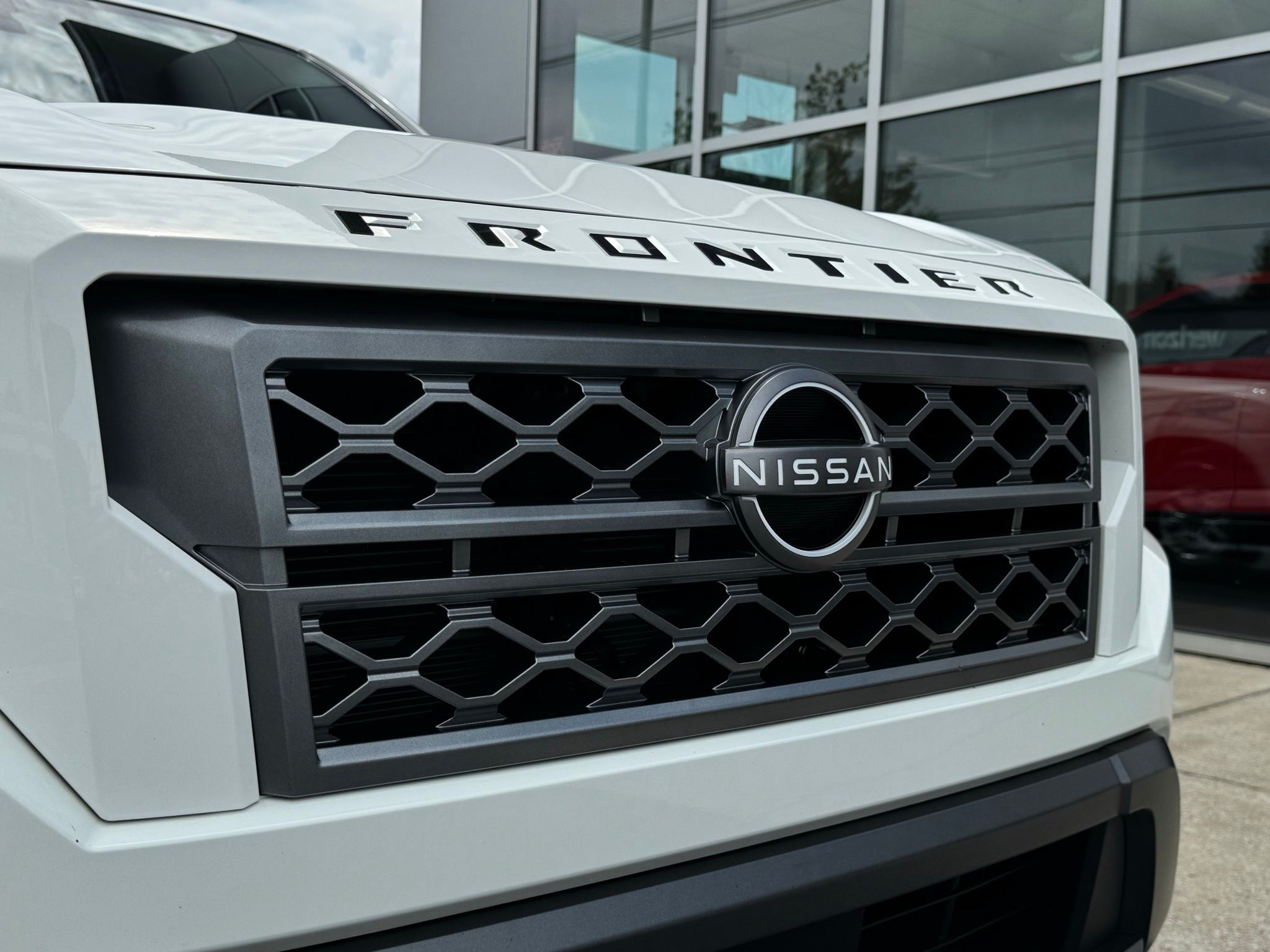 2022 Nissan Frontier SV photo 8