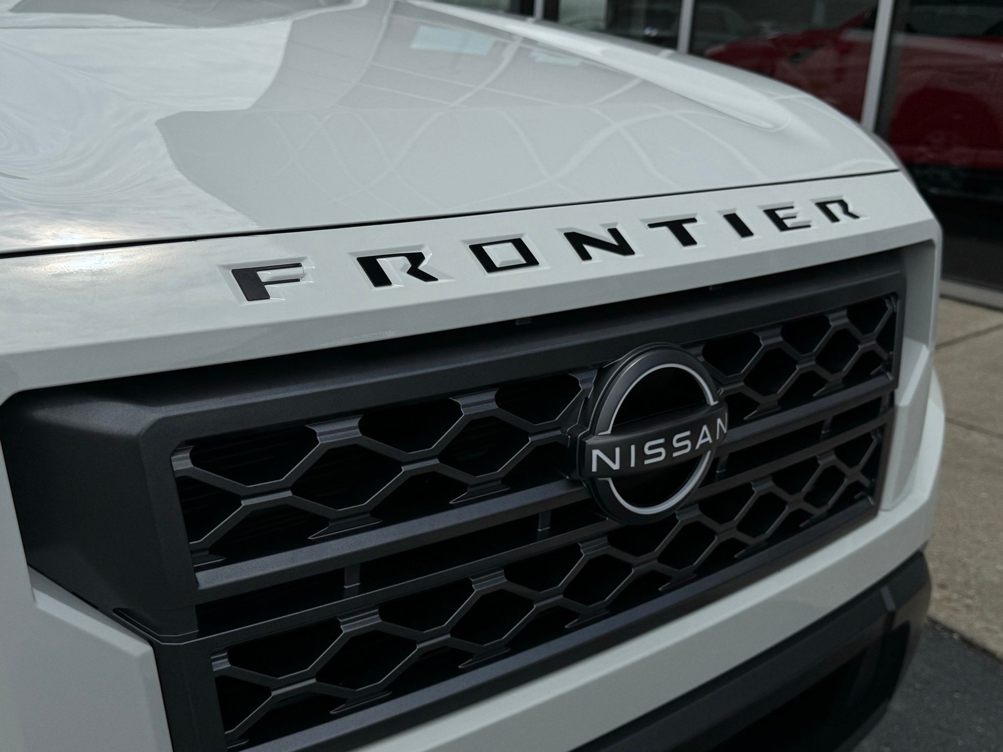 2022 Nissan Frontier SV photo 9