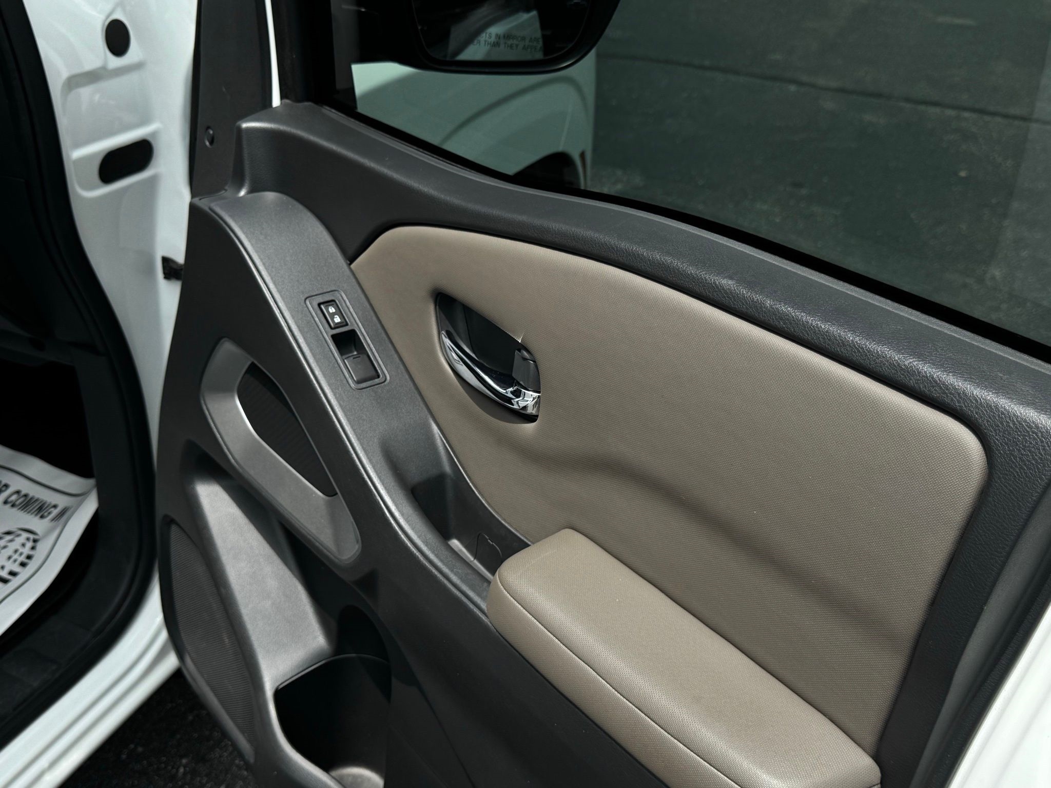2022 Nissan Frontier SV photo 29