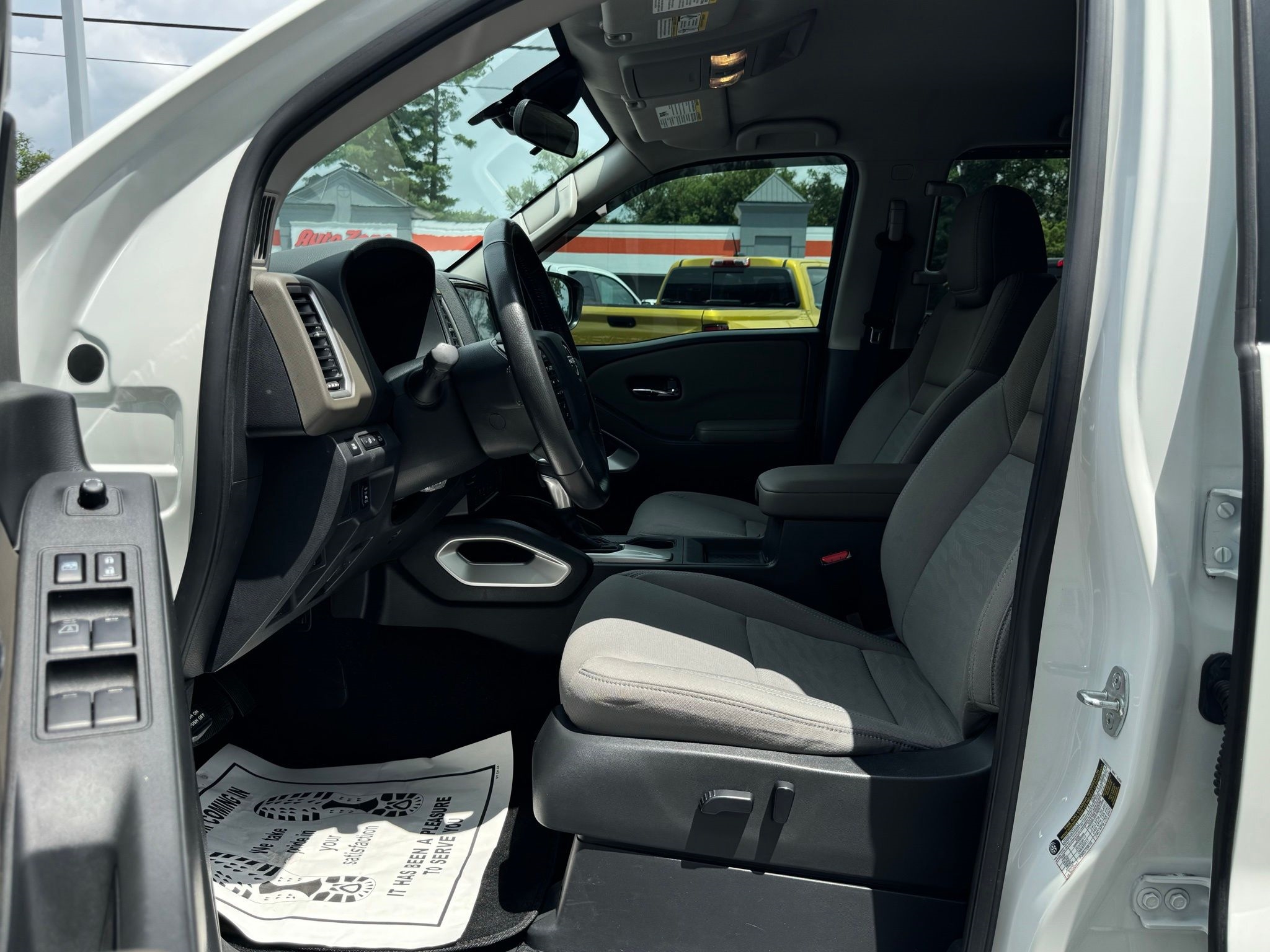 2022 Nissan Frontier SV photo 53