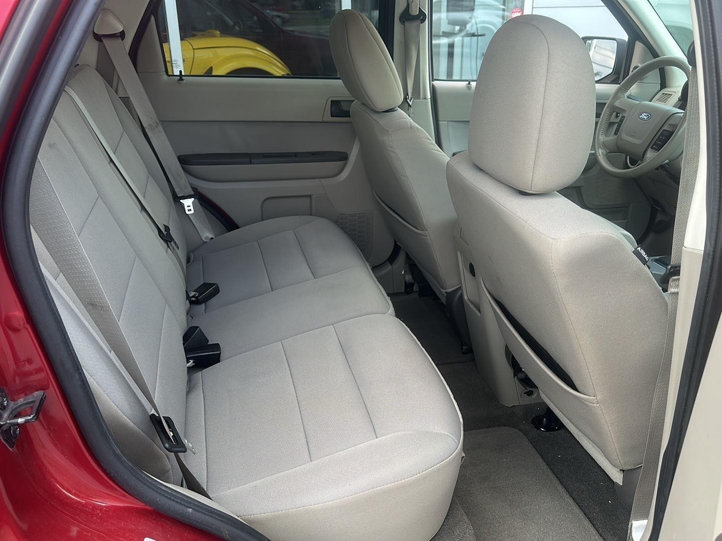 Ford Escape  2012