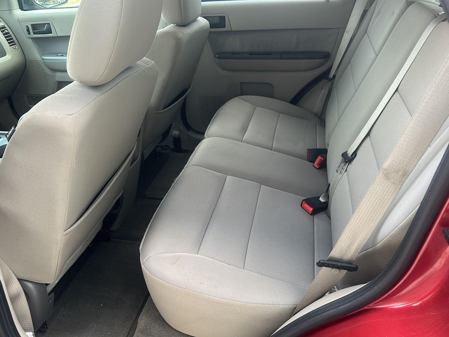 Ford Escape  2012