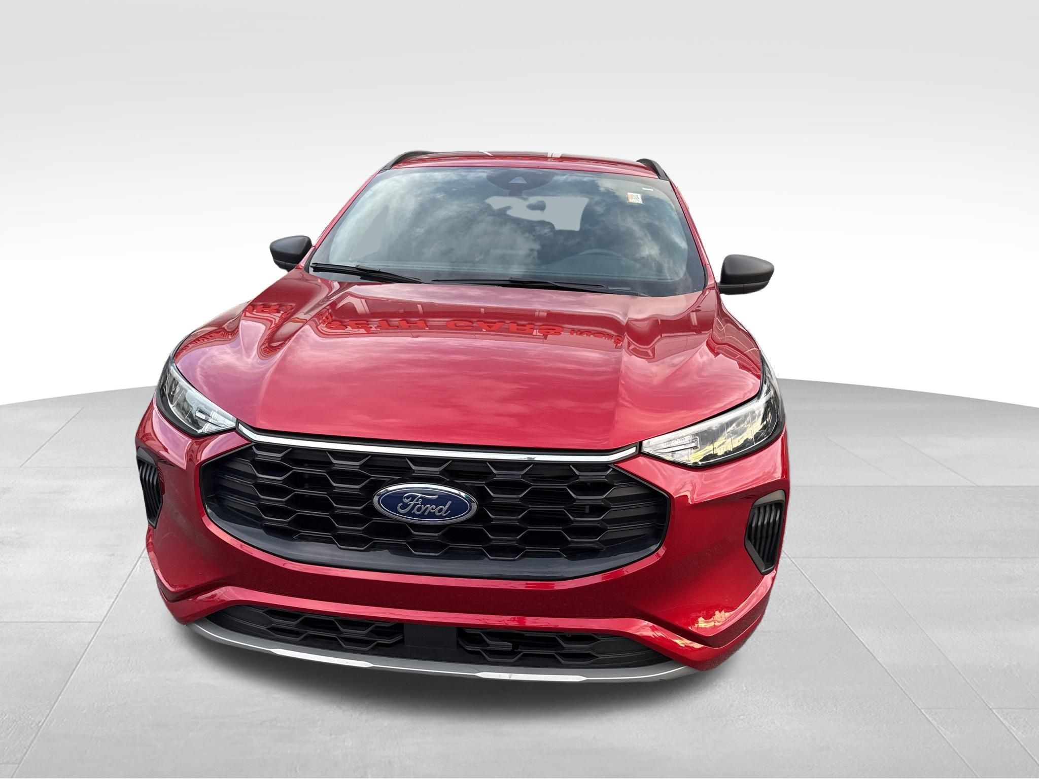 2024 Ford Escape ST-Line photo 2