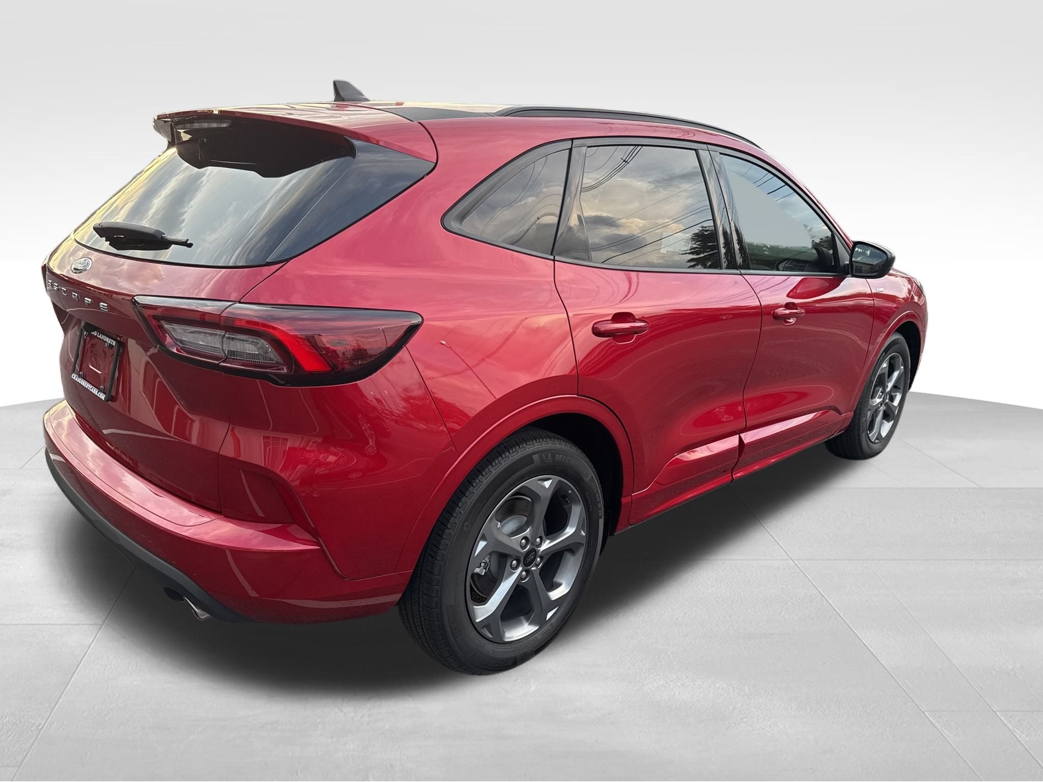 2024 Ford Escape ST-Line photo 5