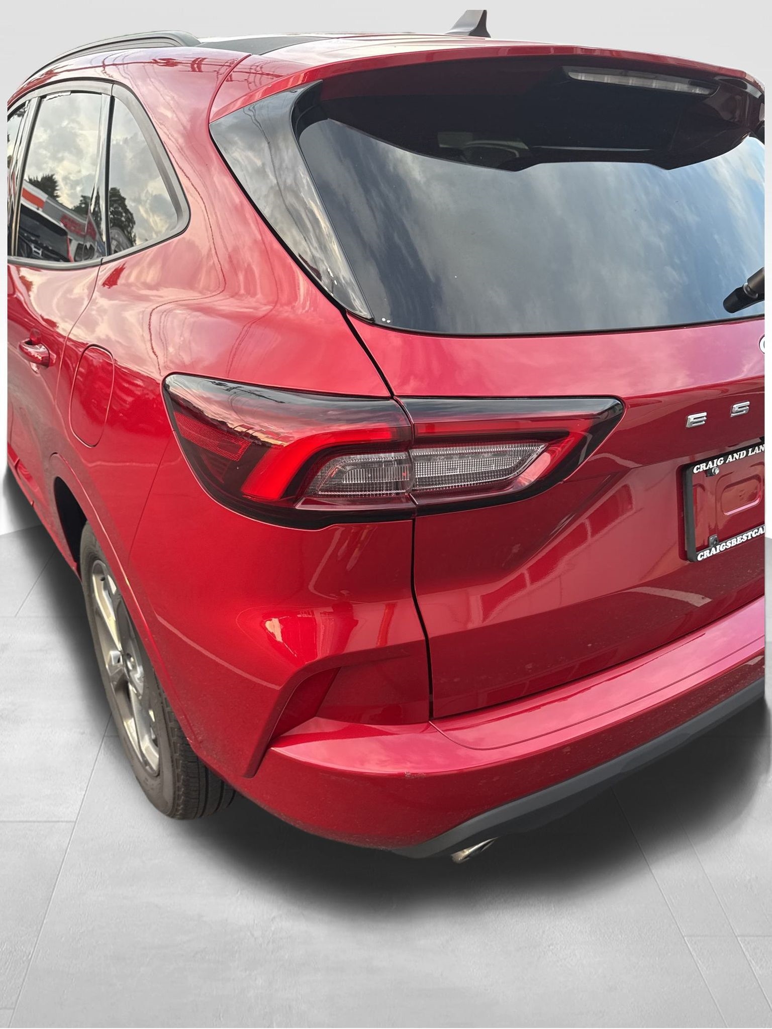2024 Ford Escape ST-Line photo 9